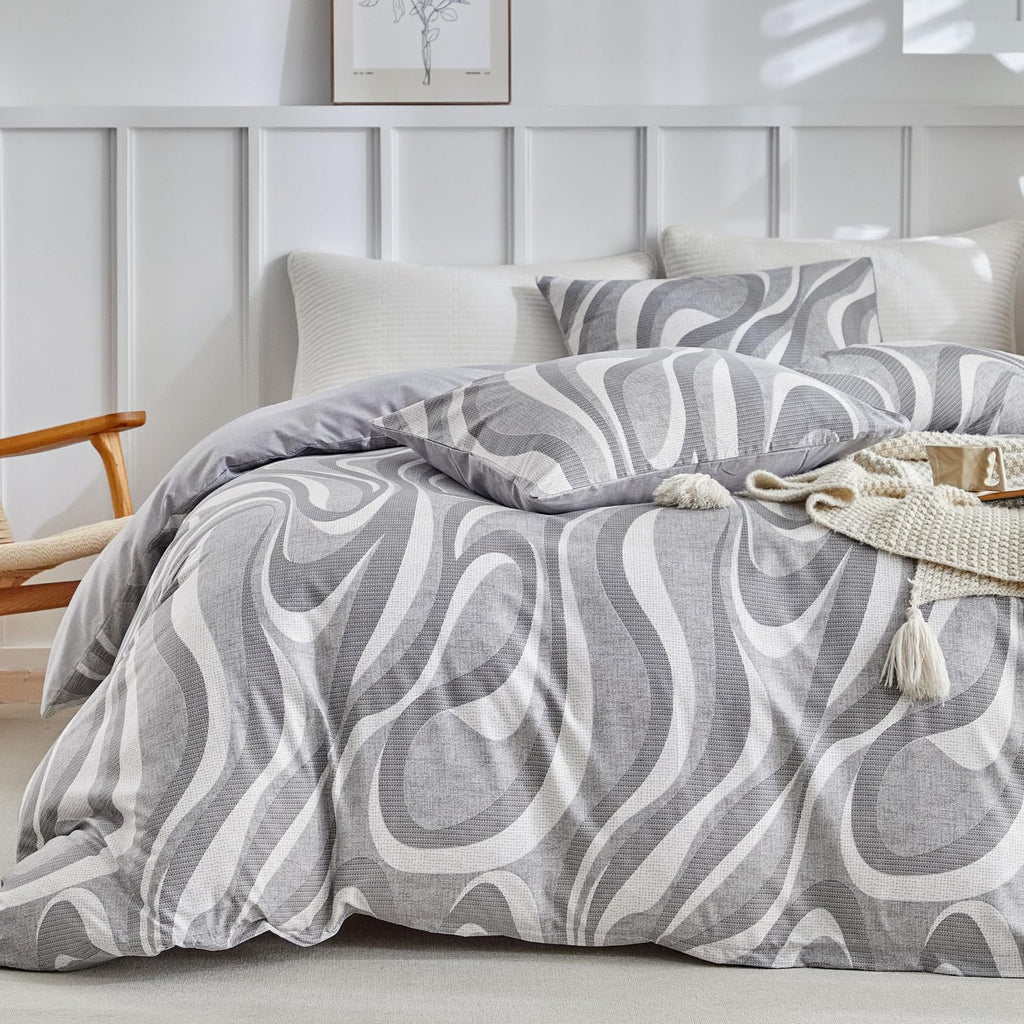 Lekesky King Size Grey Duvet Cover Set, 3 Pieces Soft Microfiber Bedding with Abstract Geometric Print, 104x90 Duvet Cover & 2 Pillowcases