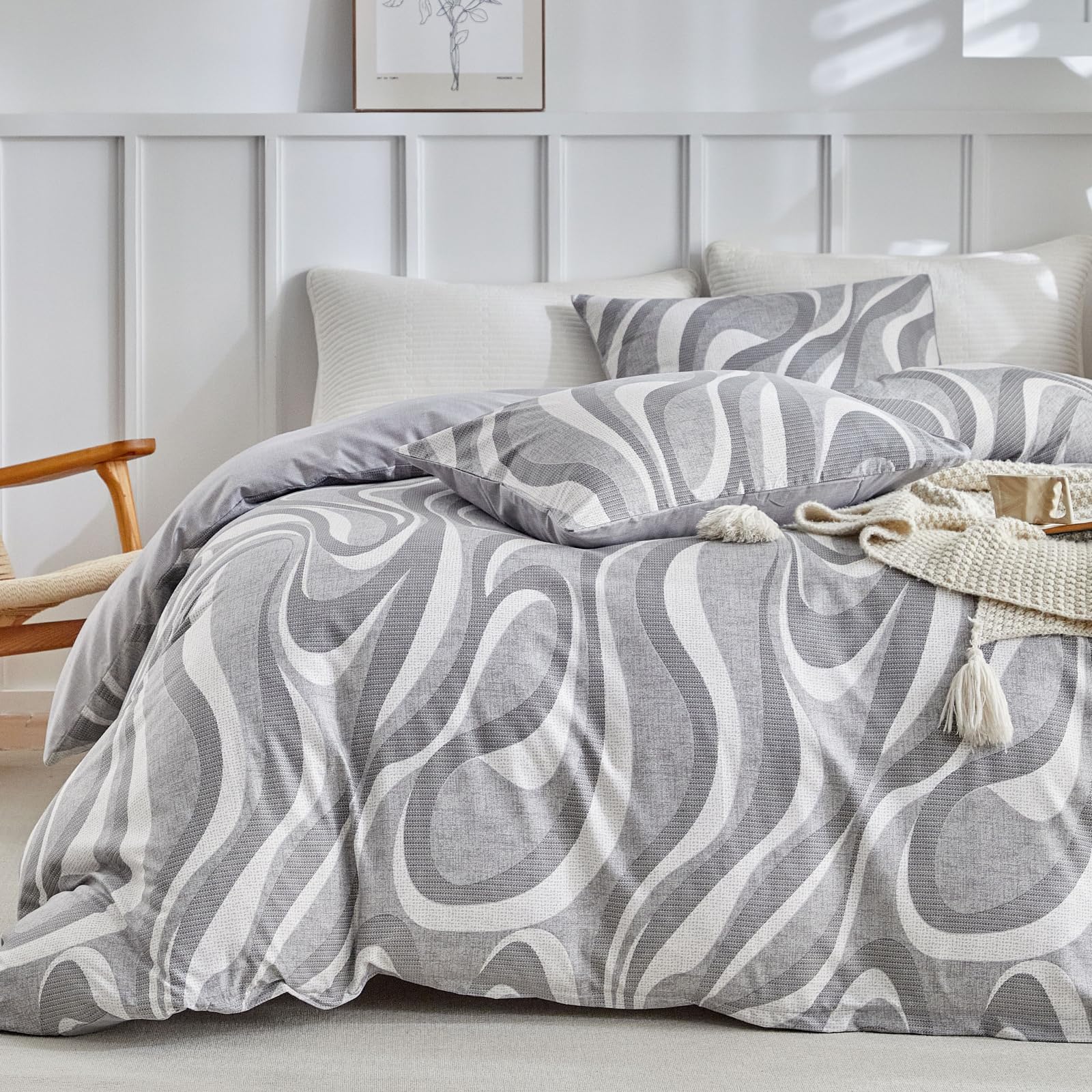 Lekesky King Size Grey Duvet Cover Set, 3 Pieces Soft Microfiber Bedding with Abstract Geometric Print, 104x90 Duvet Cover & 2 Pillowcases