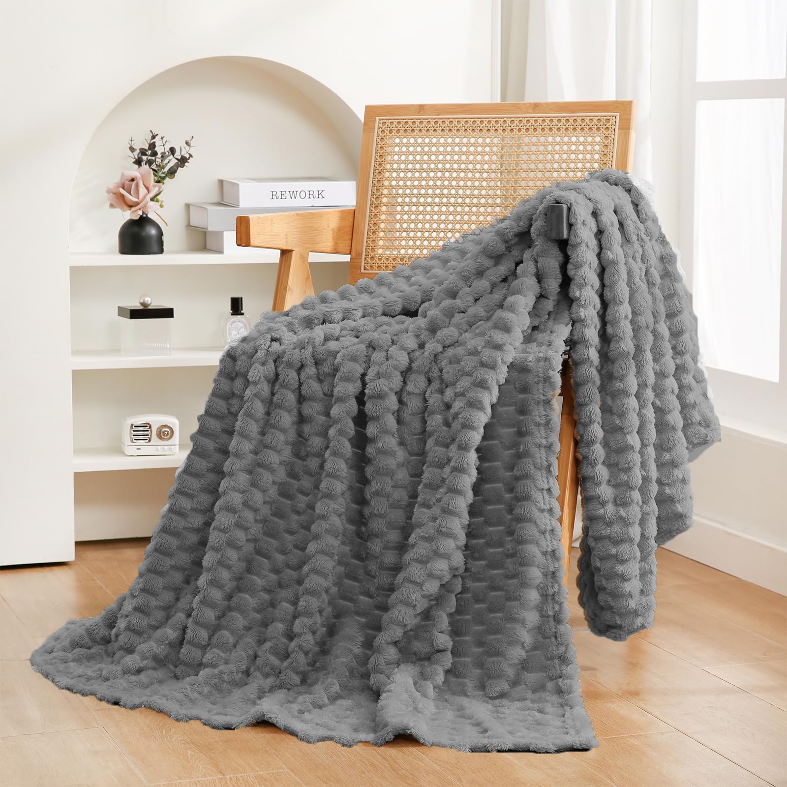Puncuntex Grey Throw Blanket 50'  60' Inches Fuzzy 3D Jacquard Decorative Flannel Fleece Super Soft Plush Cozy Blanket For Cou