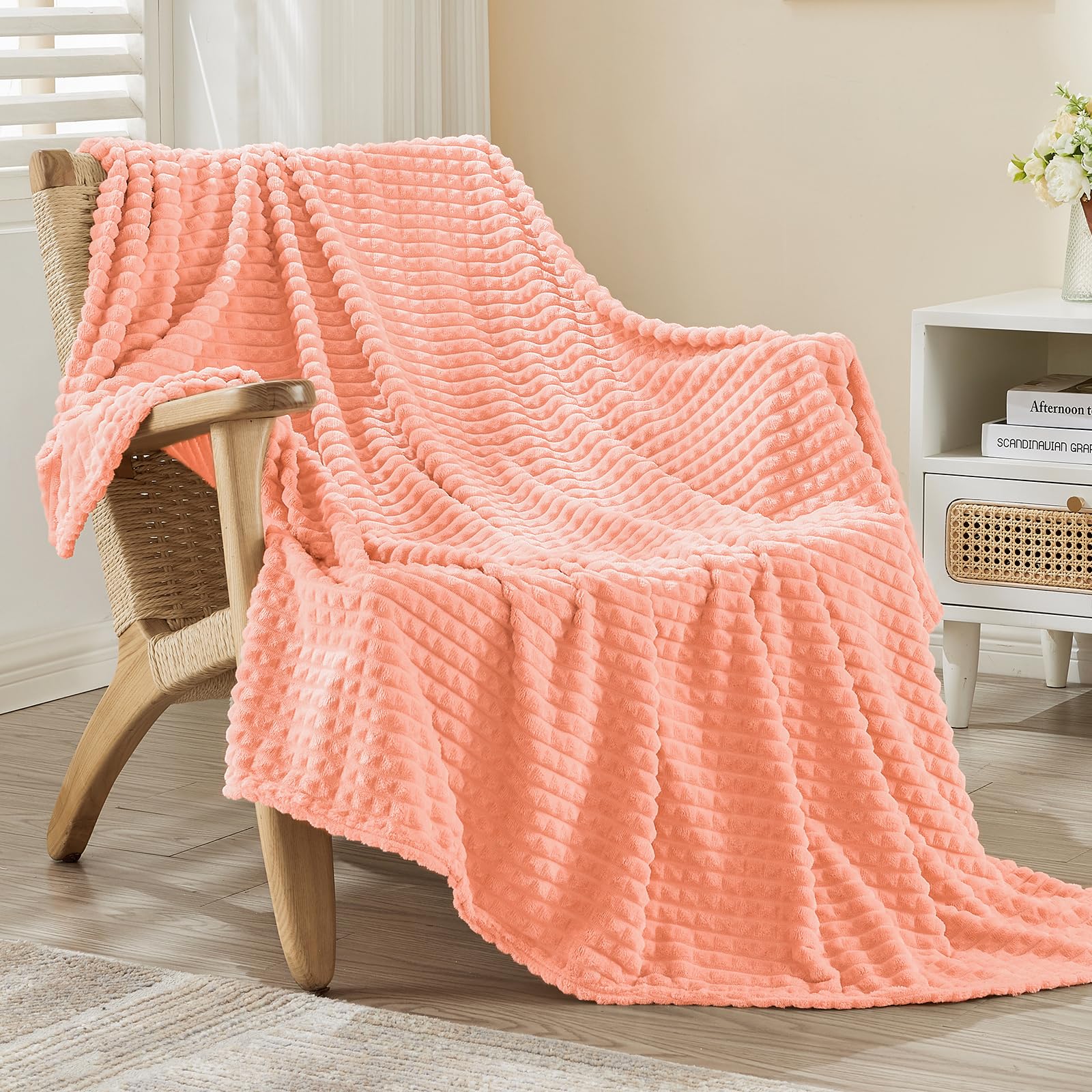 Emme Soft Fleece Pink Throw Blanket For Couch Luxury Flannel For Bed Sofa Chair, Plush, Warm And Cozy Blanket With Geometric Gri