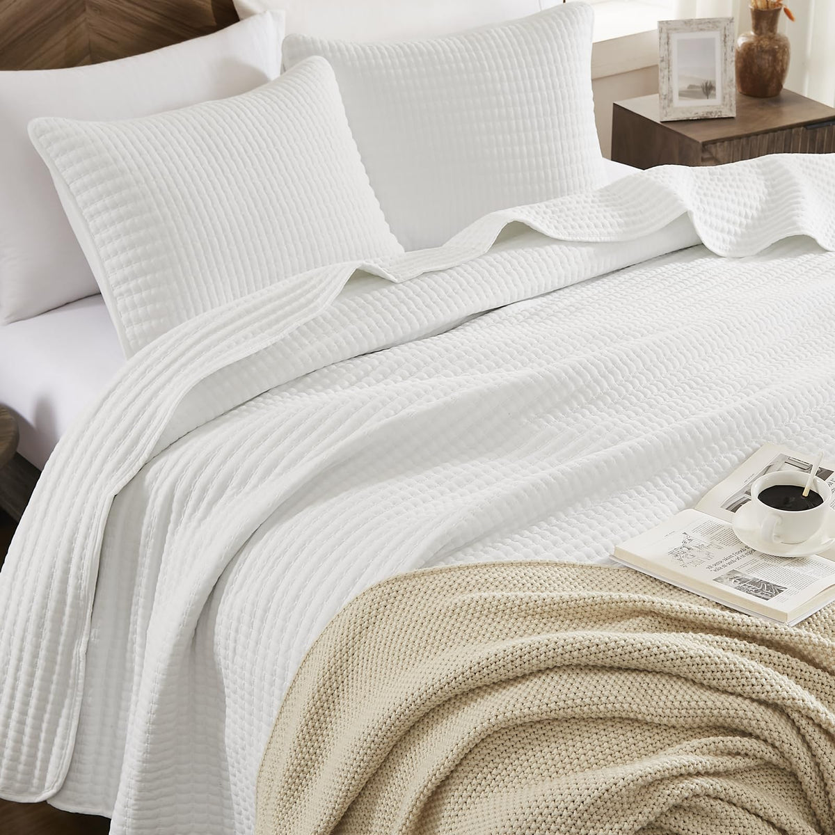 Wrensonge Quilts King Size, 3 Pieces White Lightweight Soft Quilts King Size Sets For All Seasons, Summer King Quilt Bedding Set