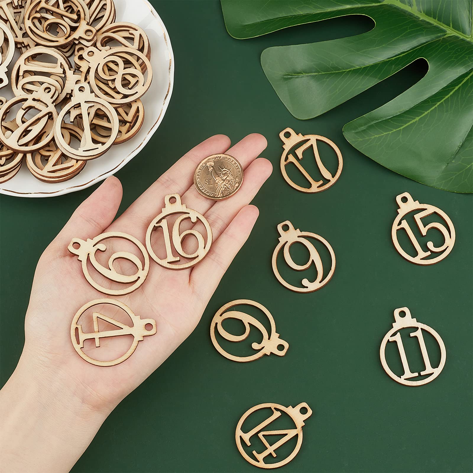 Nbeads 100 Pcs Number Wooden Calendar For Christmas, 1-25 Christmas Countdown Advent Calendar, Wooden Number Pendants For Christ