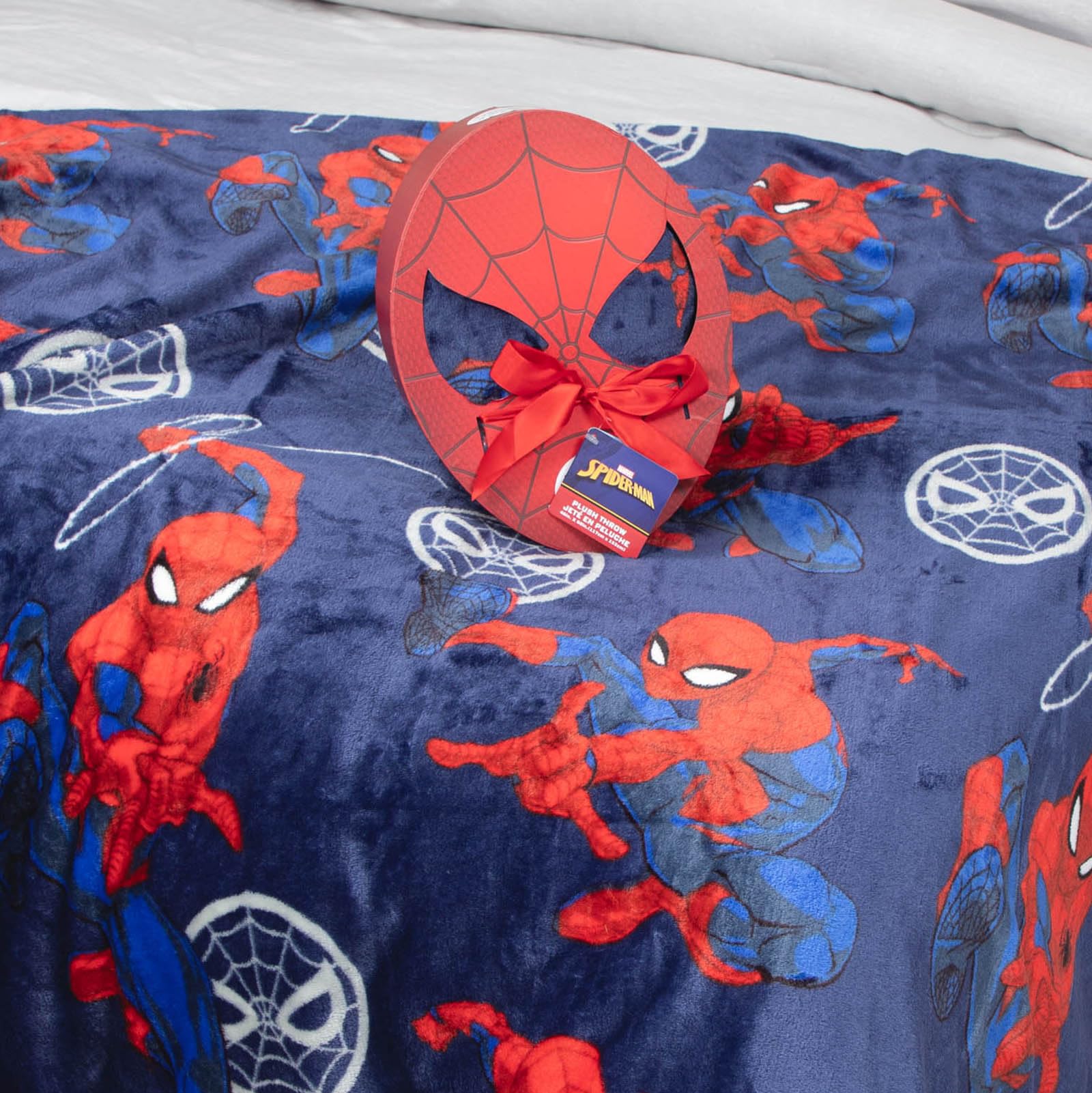 Marvel Spiderman Throw Blanket With Gift Box - Plush Throw Measures 46 X 60 Inches - Super Soft Special Edition Superhero Fleece