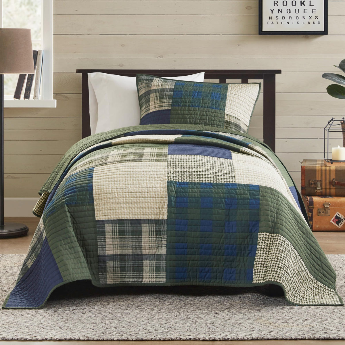 Woolrich Quilt Set Patchwork Channel Quilting, Cottege Coverlet for Twin Size Bed All Seasons, Lightweight Prewashed Cotton Cove