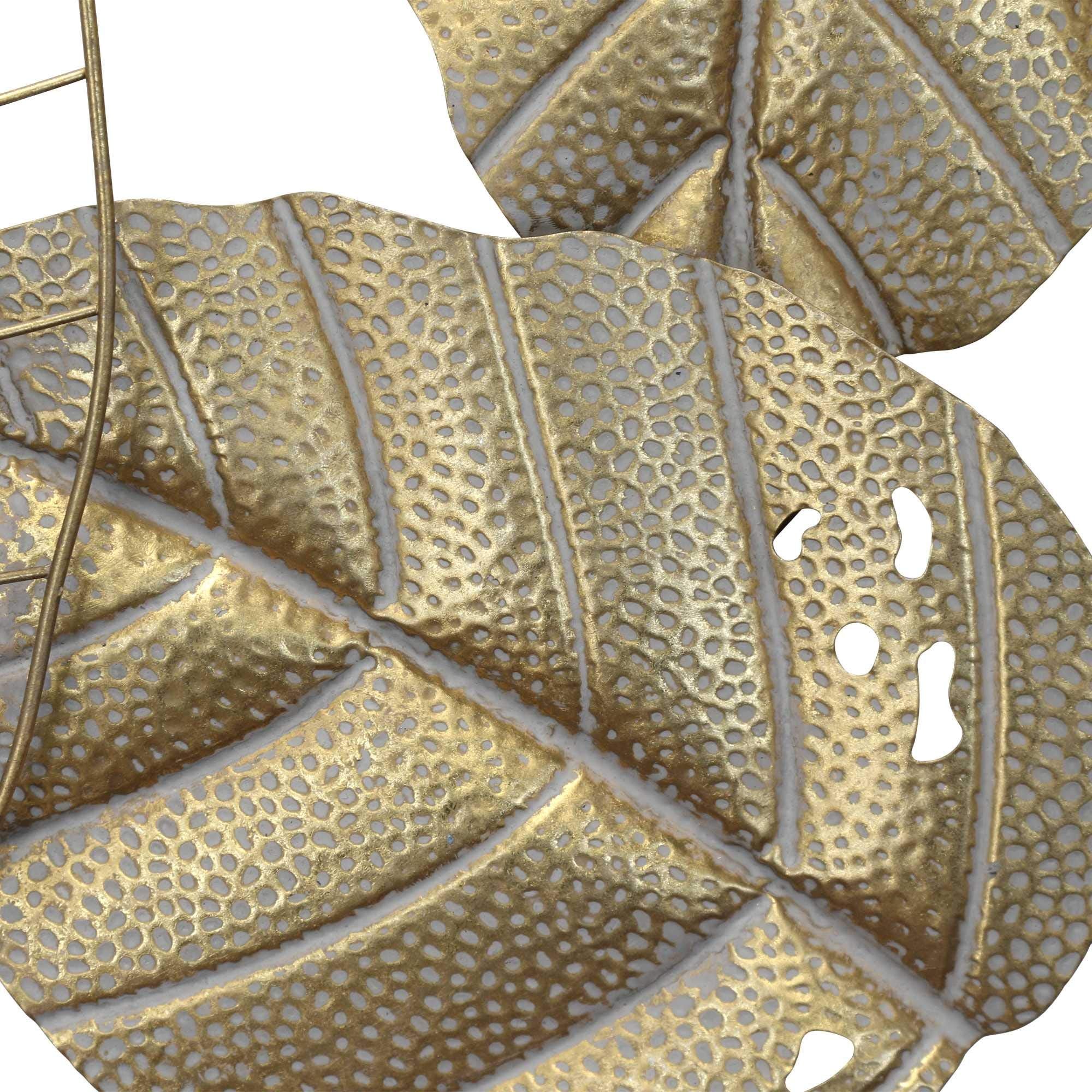 HomeRoots 100% Metal 48.82' X 1.97' X 21.26' Gold Metal Wall Decor