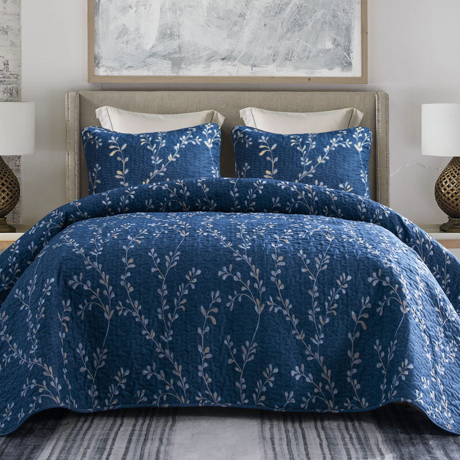 Exclusivo Mezcla Reversible Floral Quilt Set King Size, 3 Piece Soft Lightweight Flower Pattern Printed Navy Bedspreads Coverlet