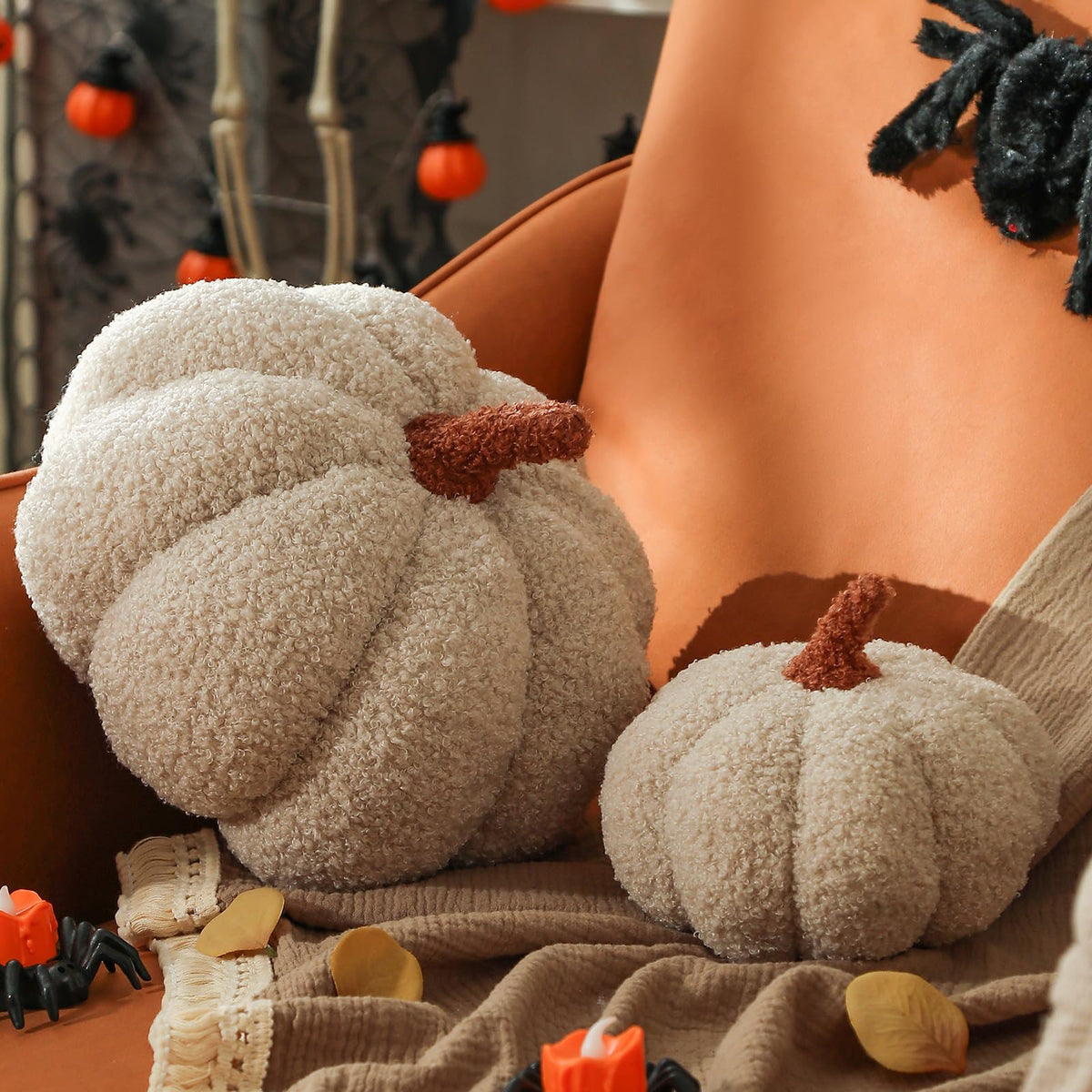 Yrxrus Pumpkin Pillows, Set Of 2 Pumpkin Pillow, Off White Throw Pillows Christmas Decoration, Winter Decor, Teddy Fleece 6X12&4