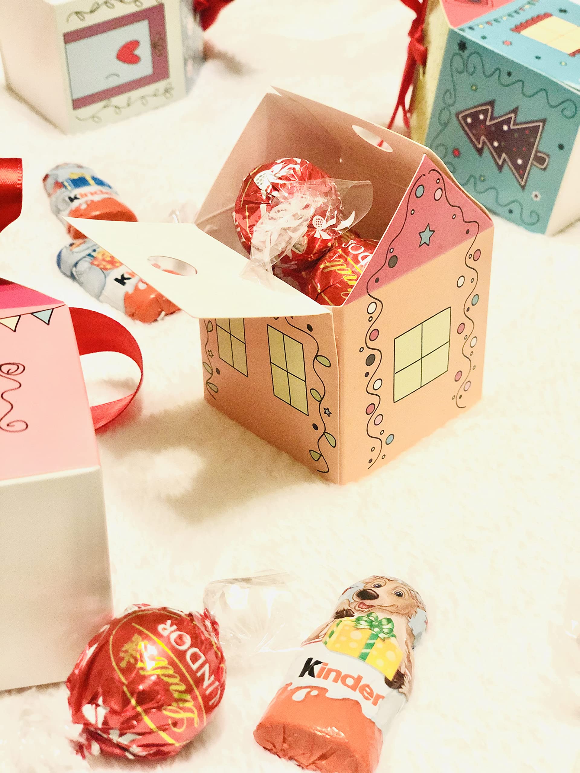 Creativemango Diy Advent Calendar Kit. Christmas Village. 24 Christmas Houses. Includes 24 Fold-N-Glue Houses + Ribbons.
