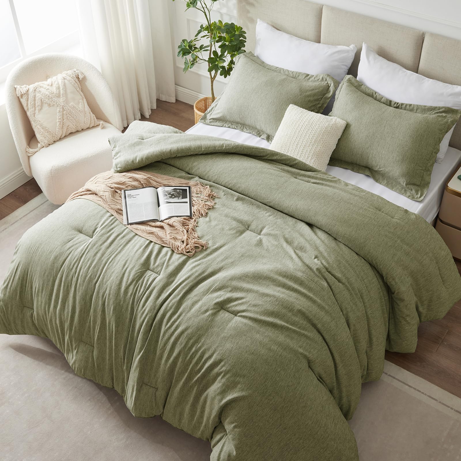 Cozylux Queen Size Comforter Set - 3 Pieces Olive Green Soft Luxury Cationic Dyeing Bedding Comforter For All Season, Breathable Lightweight Fluffy Boho Bed Sets With 1 Comforter And 2 Pillow Shams