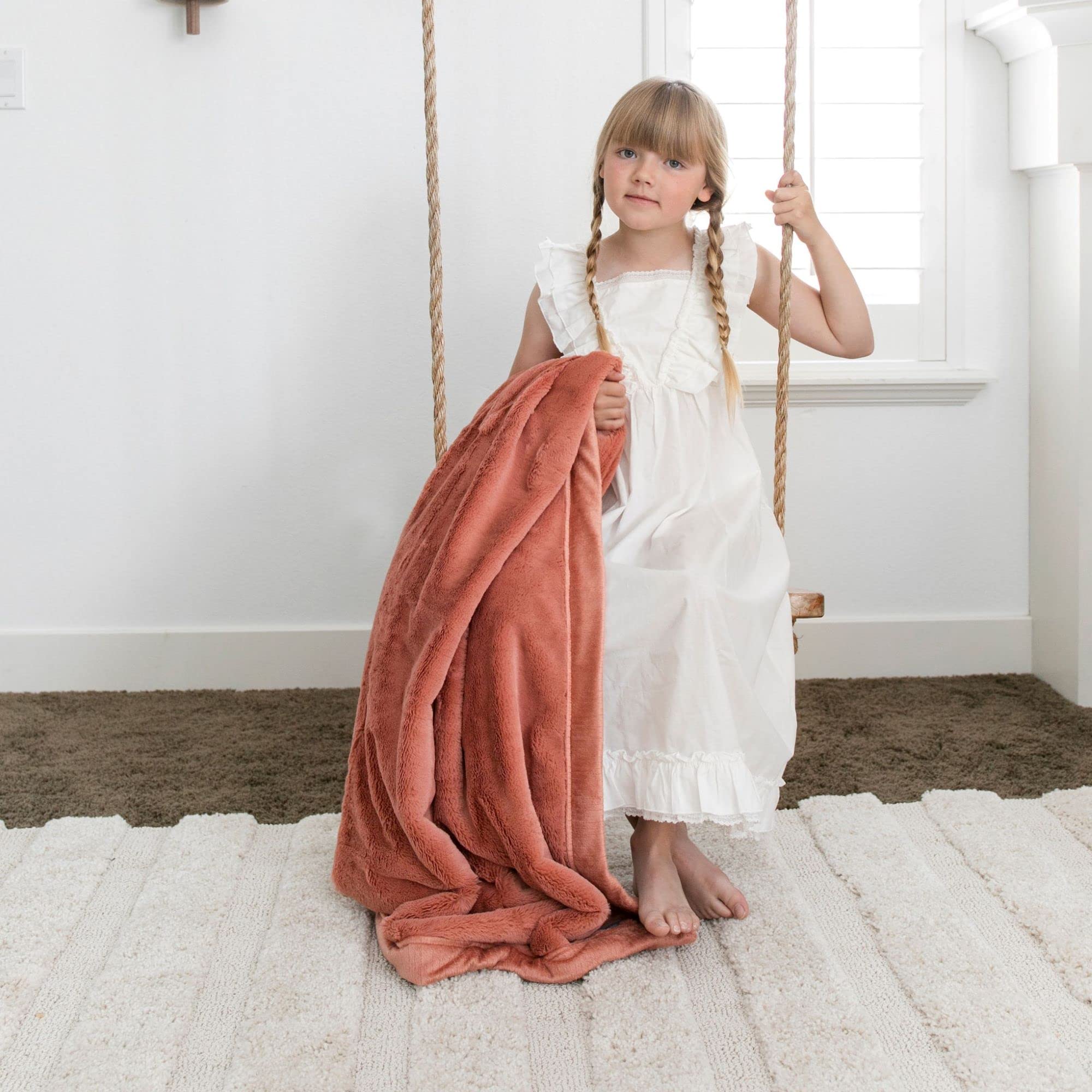 Saranoni Super Soft Comfy Lush 60' X 40' Blanket For Kids And Teens (Clay)