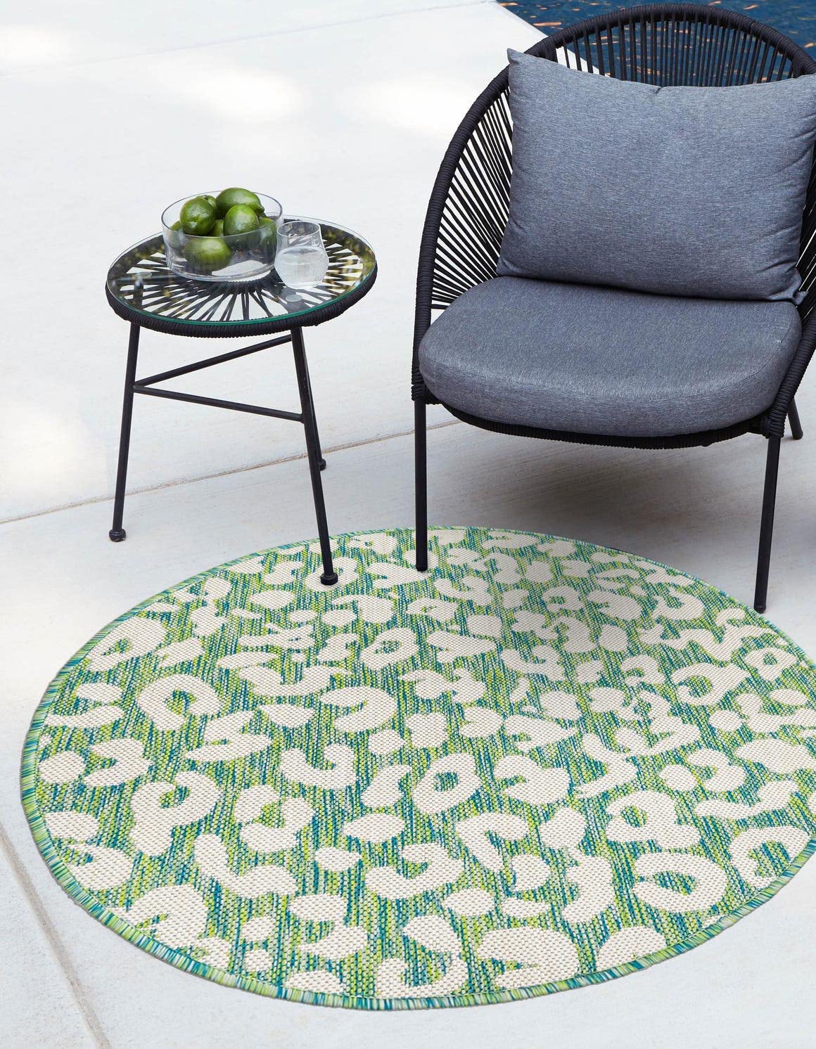 Unique Loom Outdoor Safari Collection Area Rug - Leopard (6 1 Round Green Blue/Ivory)
