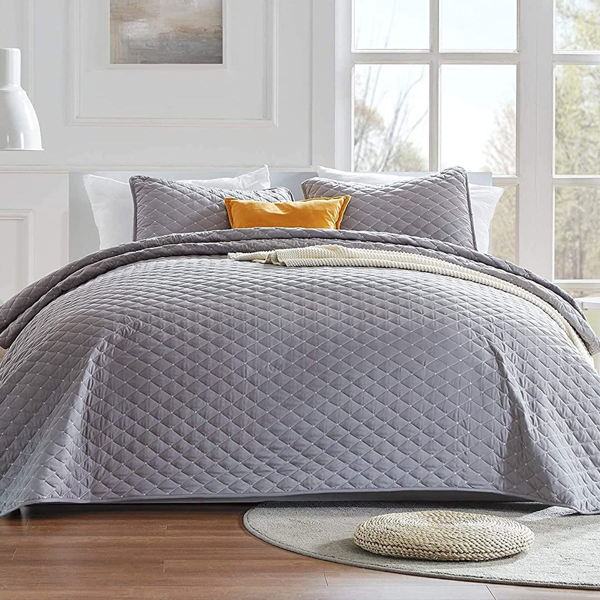 Sleep Zone 3-Piece Lightweight Reversible Quilt Set - Full/Queen Size - Soft Microfiber Coverlet Set For All Season (Gull Gray D