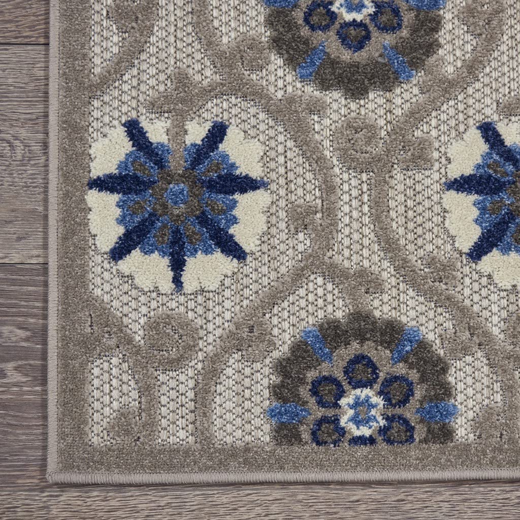 HomeRoots Grey/Blue 100% Polypropylene 4’ x 6’ Gray and Blue Indoor Outdoor Area Rug