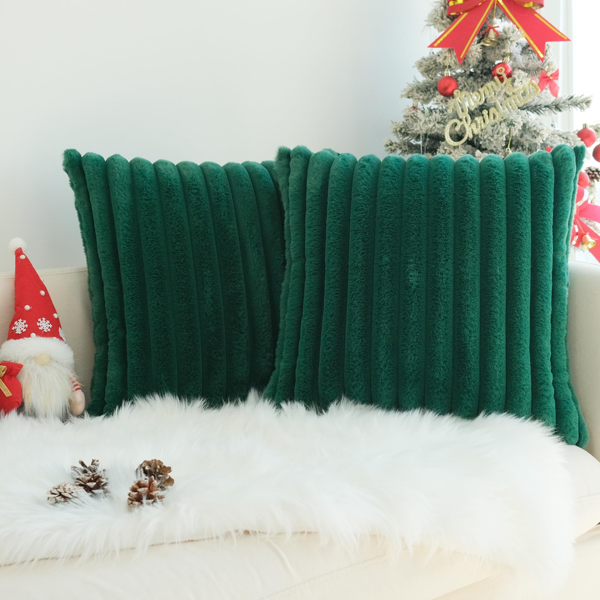Jojusis Pack Of 2 Faux Fur Plush Decorative Throw Pillow Covers Couch Cushion Case Soft Pillowcases (Dark Green, 22 X 22-Inch)