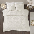 Madison Park Laetitia Comforter Bohemian Tufted Cotton Chenille, Medallion Shabby Chic All Season Down Alternative Bed Set With Matching Shams, Floral Off White King/Cal King(104'X92') 3 Piece