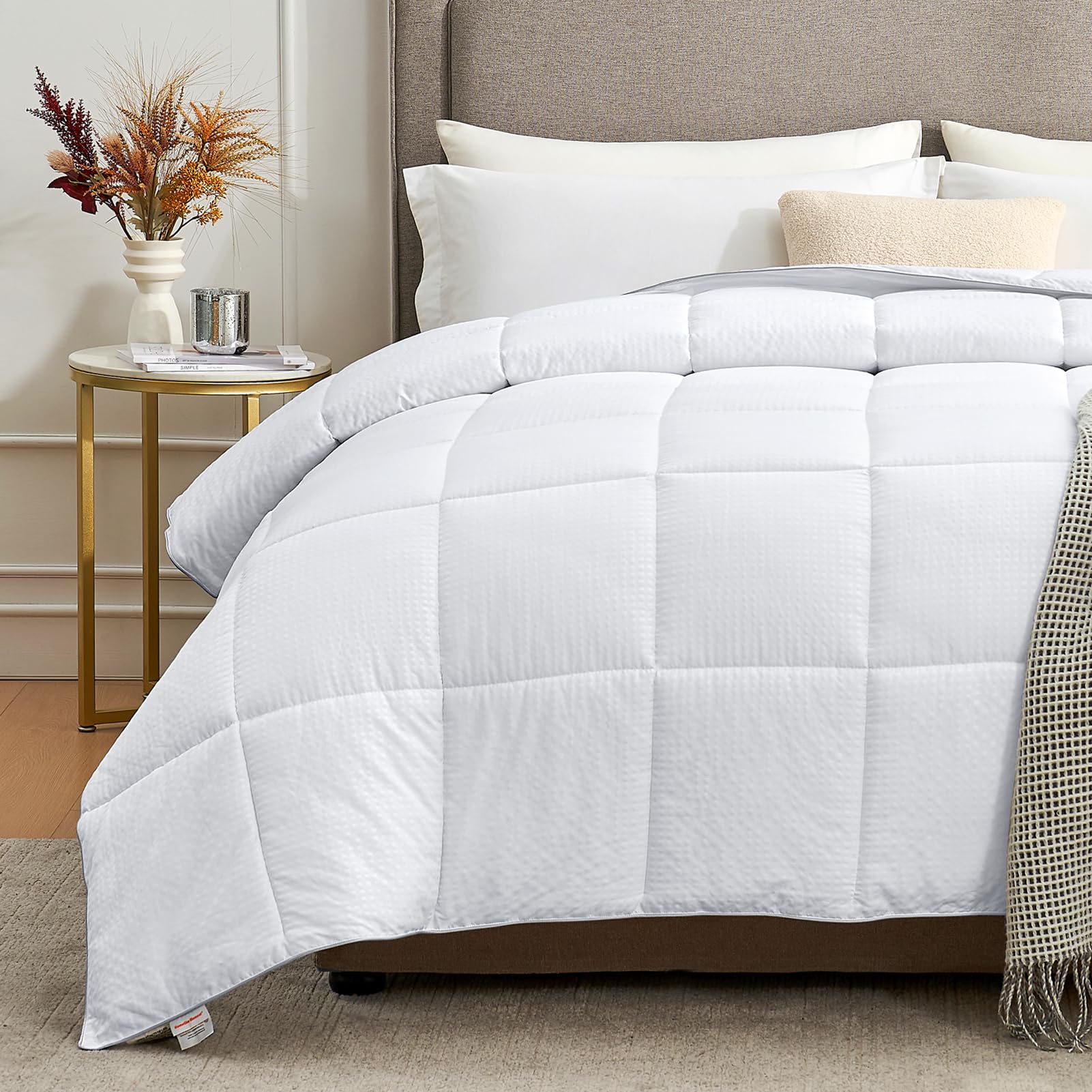 Homelike Moment California King Lightweight Comforter White - All Season Down Alternative Bed Comforter Summer Duvet Insert Quil