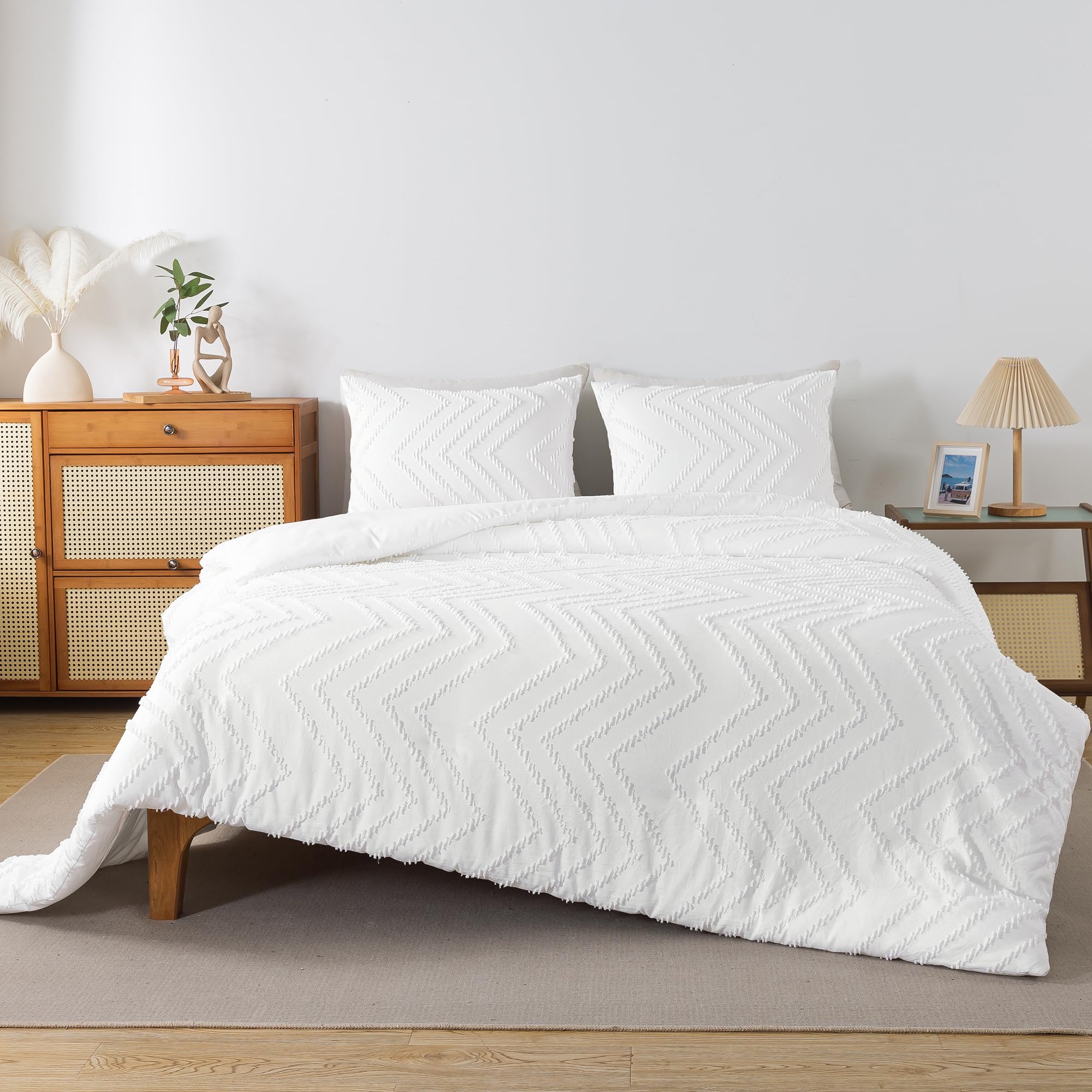 Andency White Comforter King Size, Boho Soft Fluffy Warm Lightweight Bedding Comforter Sets For King Bed, 3 Pieces Chevron Tufted Aesthetic Microfiber Lightweight Comforter Set
