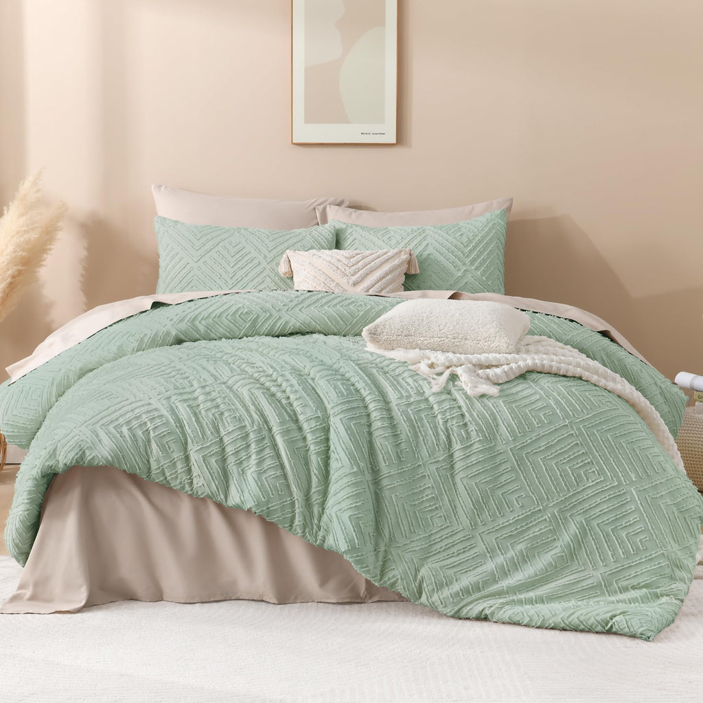 Andency Sage Green California King Comforter Set, 3 Pieces Boho Cal King Summer Bed Comforter, Oversized Soft Lightweight Down Alternative Bedding Set With Tufted Design(104X96In, 2 Pillowcases)
