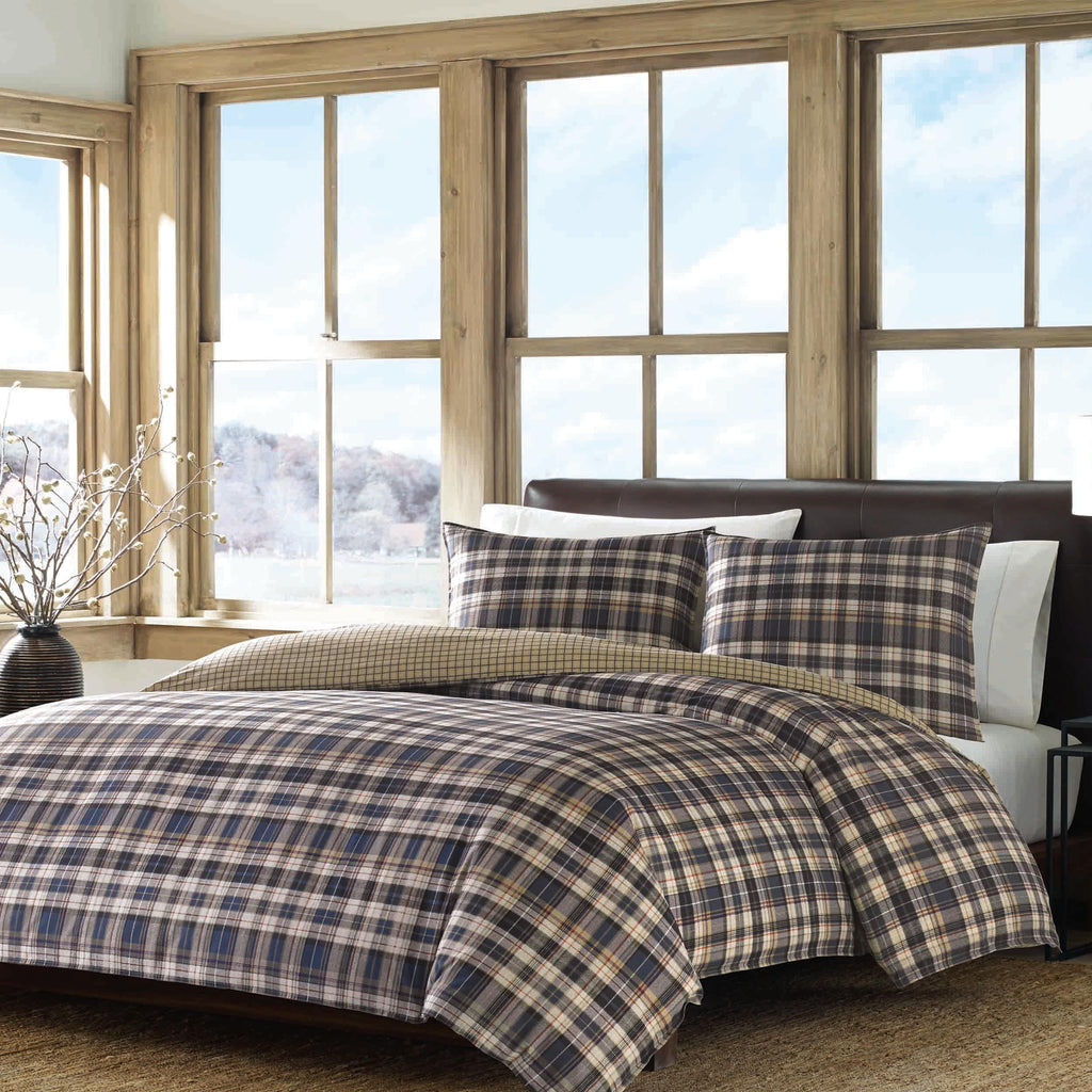 Eddie Bauer - Twin Comforter Set, Reversible Cotton Bedding With Matching Sham, Home Decor For All Seasons (Port Gamble Blue, Tw