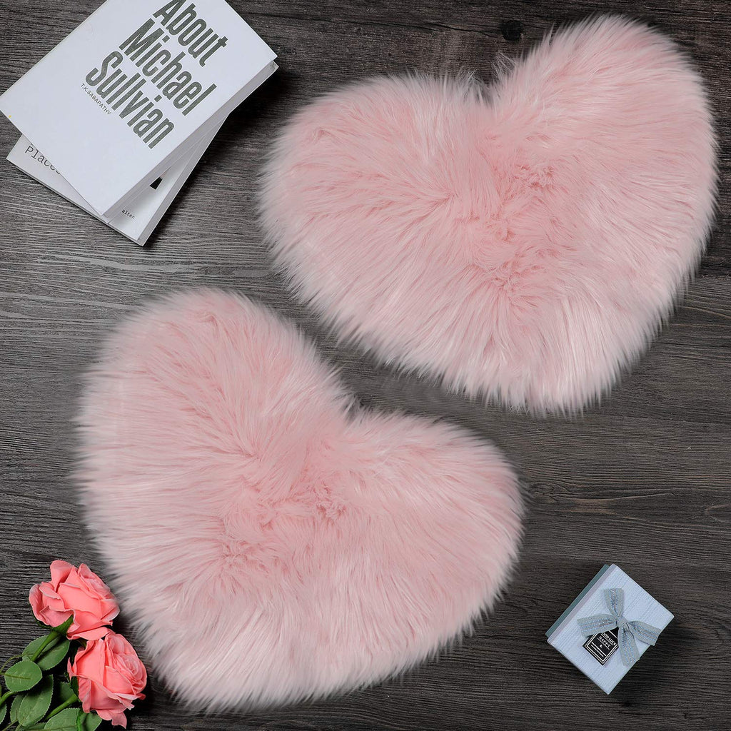 Mudder 2 Pieces Heart Shaped Rug Faux Room Fluffy Carpet Heart Shaped Door Mat for Room Bedroom, 12 x 16 Inch(Pink)