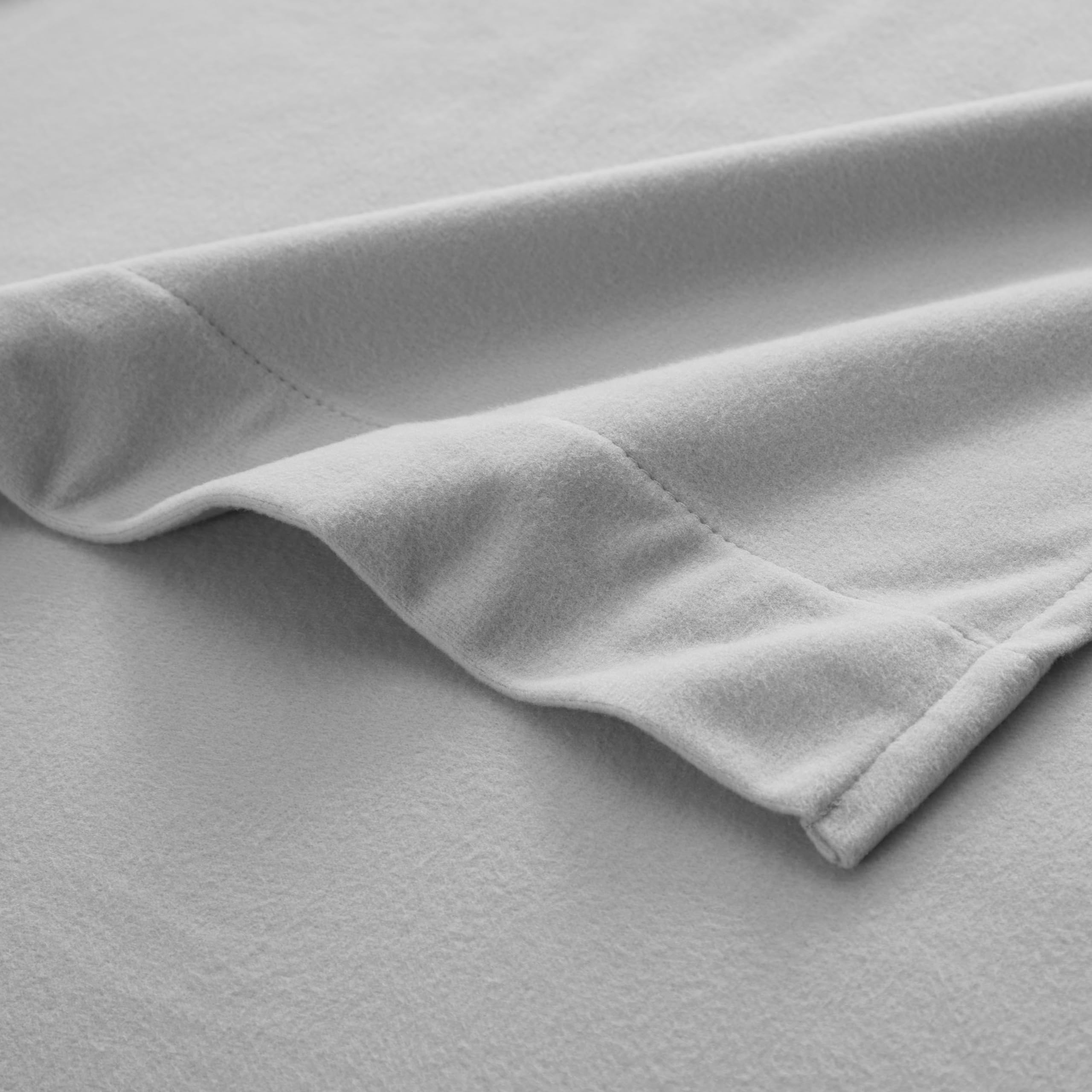 Flannel Sheets Queen Size Warm And Cozy Deep Pocket Breathable All Season Bedding Set With Fitted With Full Elastic & Built In Corner Sheet Straps, Flat And Pillowcases, Queen, Silver