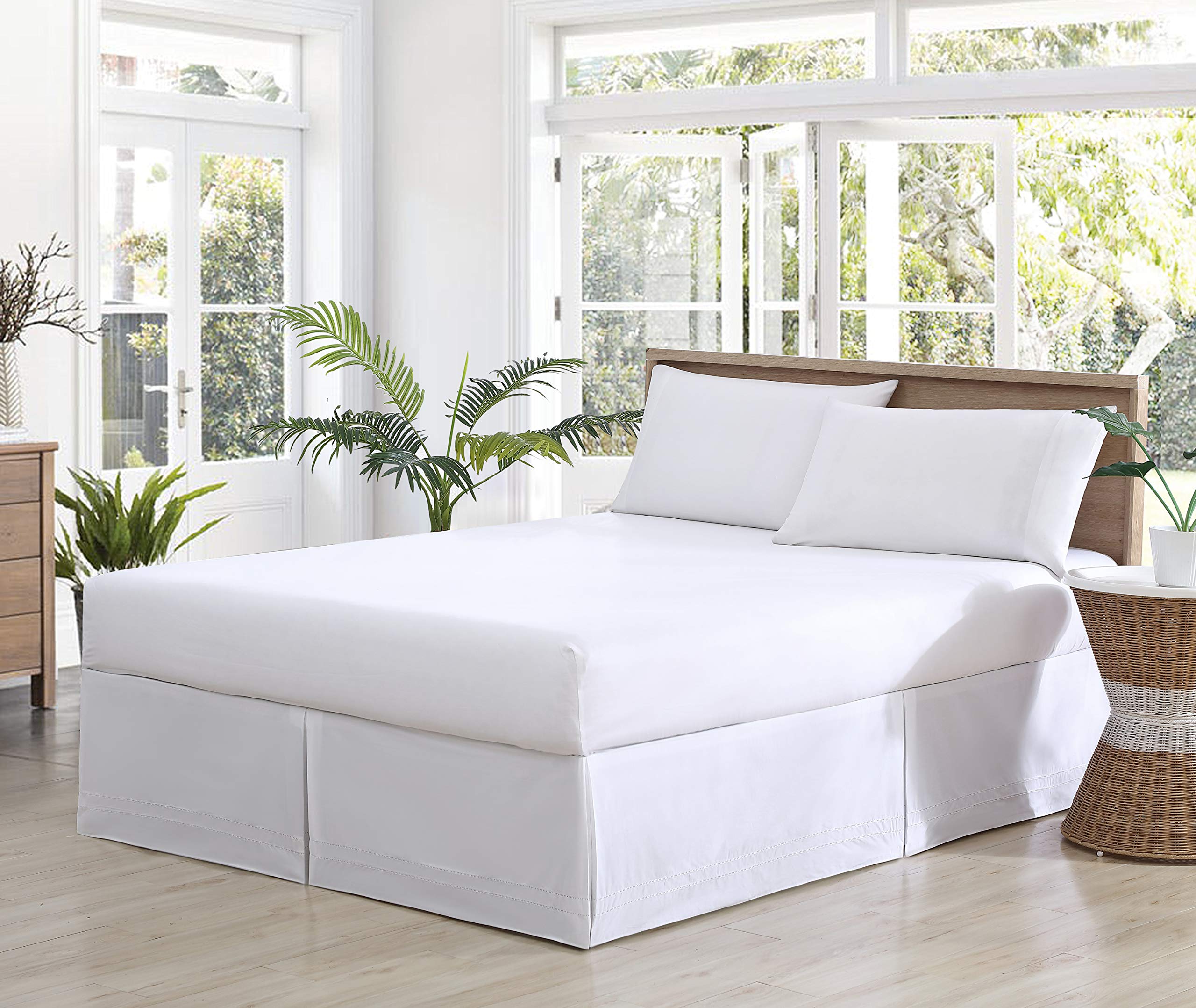 Tommy Bahama - King Bedskirt, Soft Cotton Bedding, Stylish Home Decor (Solid Pleated White, King)