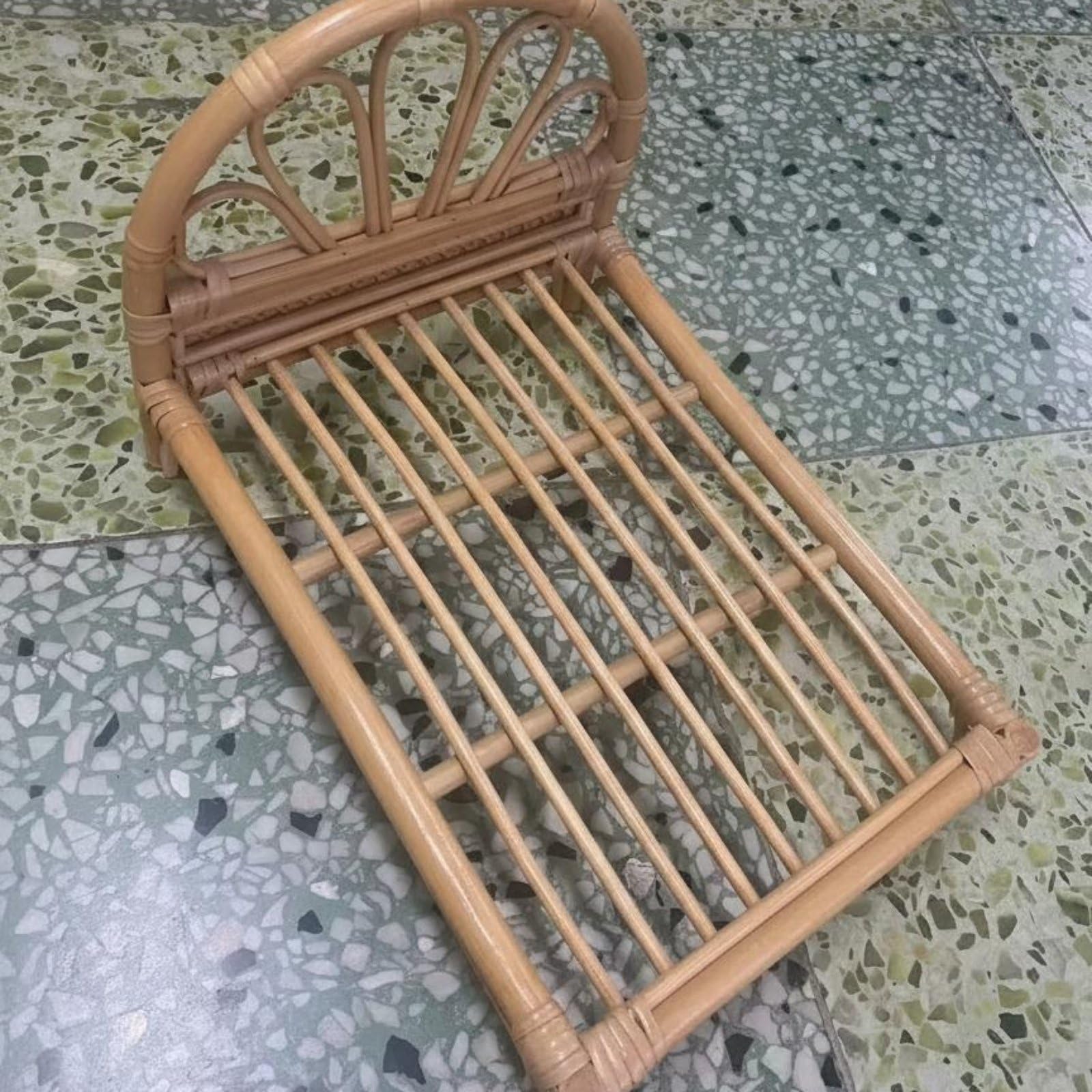 Apirily Rattan Newborn Bed GenderNeutral Rattan Posing Basket Woven Newborn Basket Lightweight & Portable Infant Photoshoot Bed