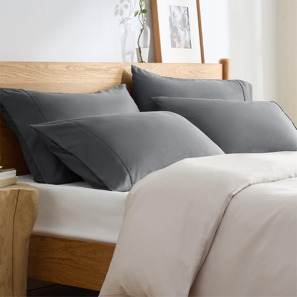 Bedsure Pillow Cases Standard Size Set Of 4 - Dark Grey Polyester Microfiber Pillowcases 4 Pack, Super Soft And Cozy Pillowcase, Pillow Case Covers With Envelop Closure, 20X26 Inches