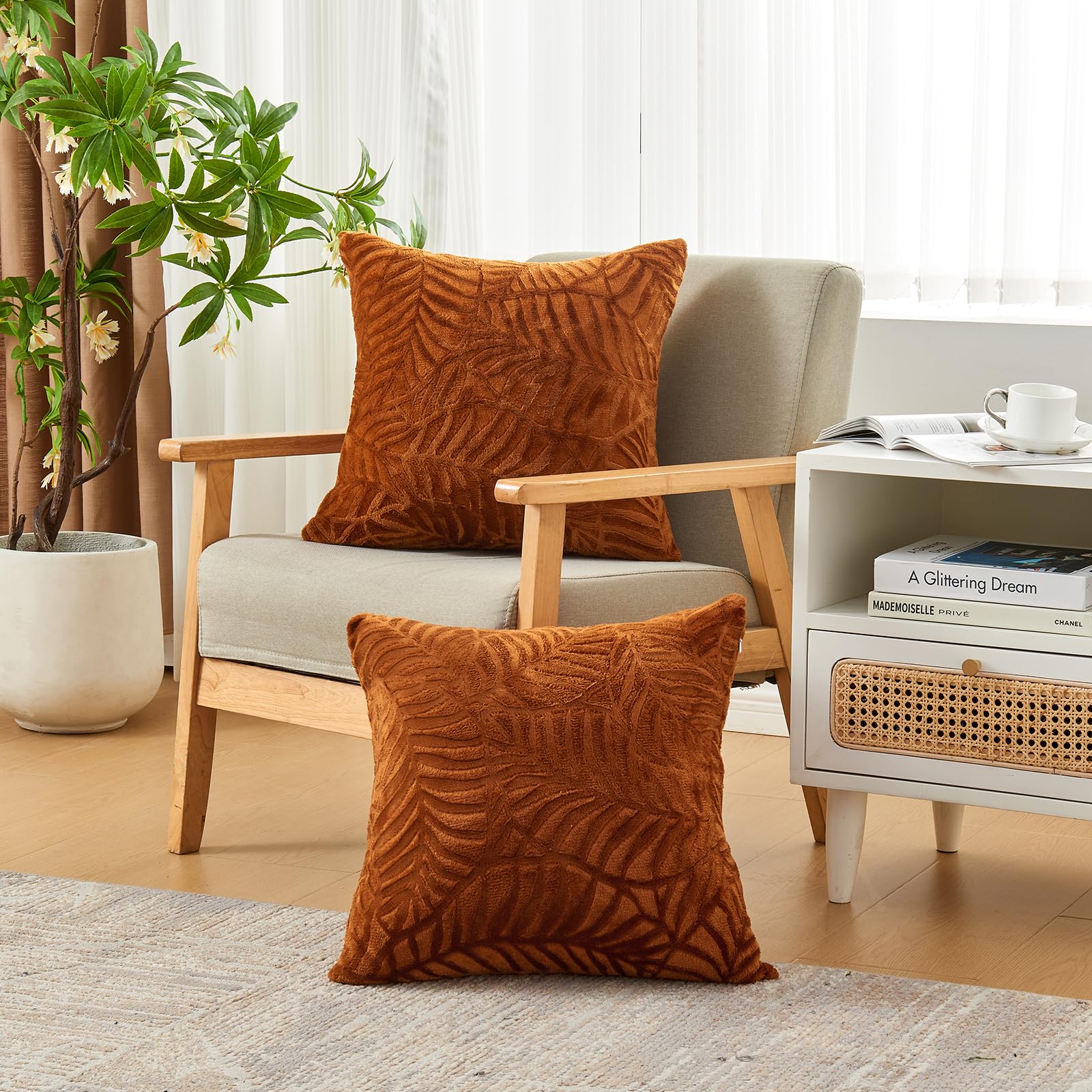 Sochow Fall Decorative Throw Pillow Covers 20X20 Inches Set Of 2, Soft Leaves Textured Flannel Fleece Pillowcase Square Cushion