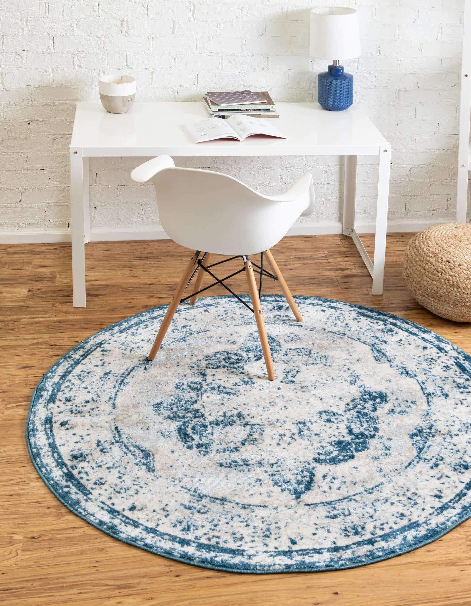 Unique Loom Sofia Collection Area Rug - Salle Garnier (7 1 Round, Blue/ Ivory)