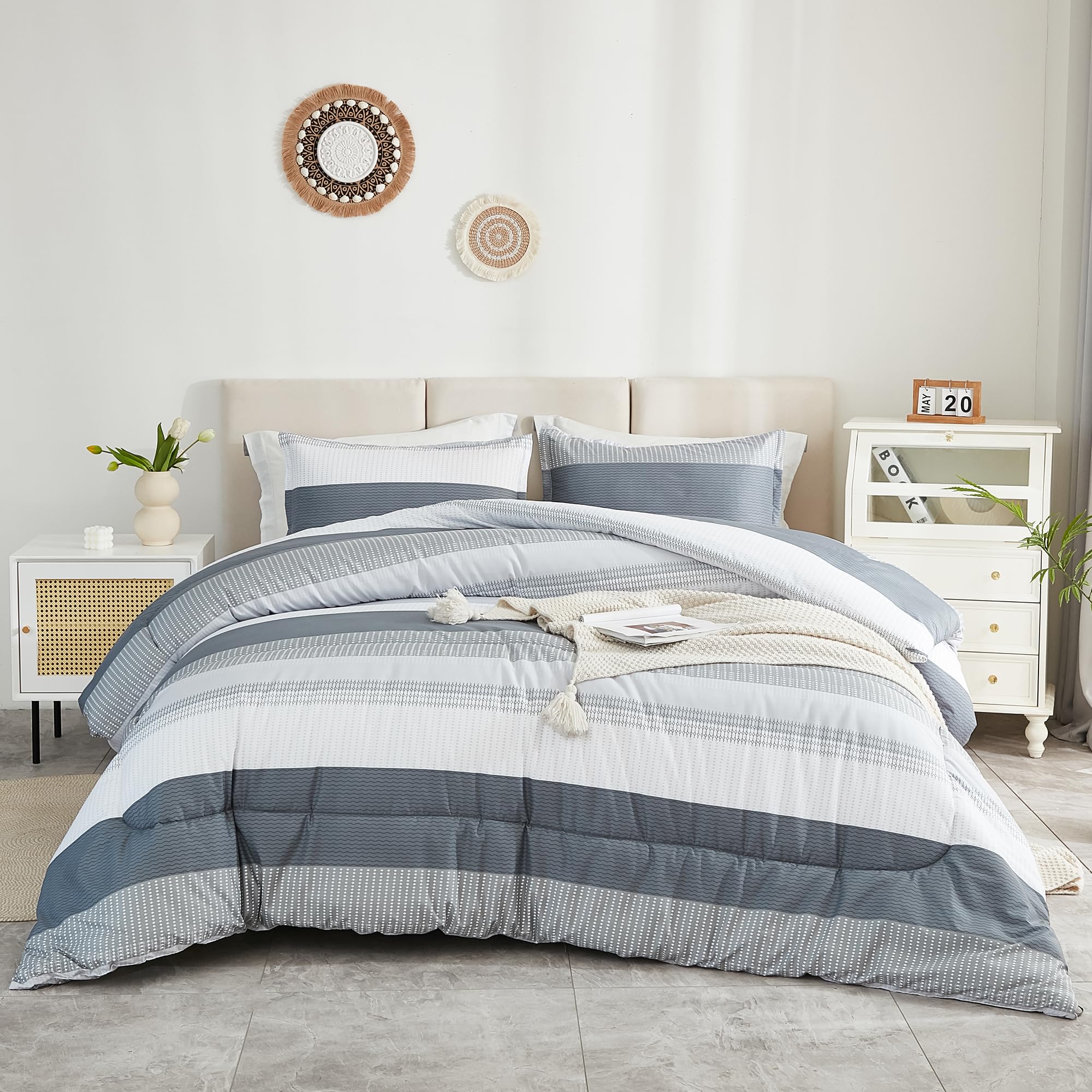 Litanika Light Grey California King Comforter Set, 3 Pieces Cal King Lightweight Gray White Colorblock Stripe Bedding Comforter