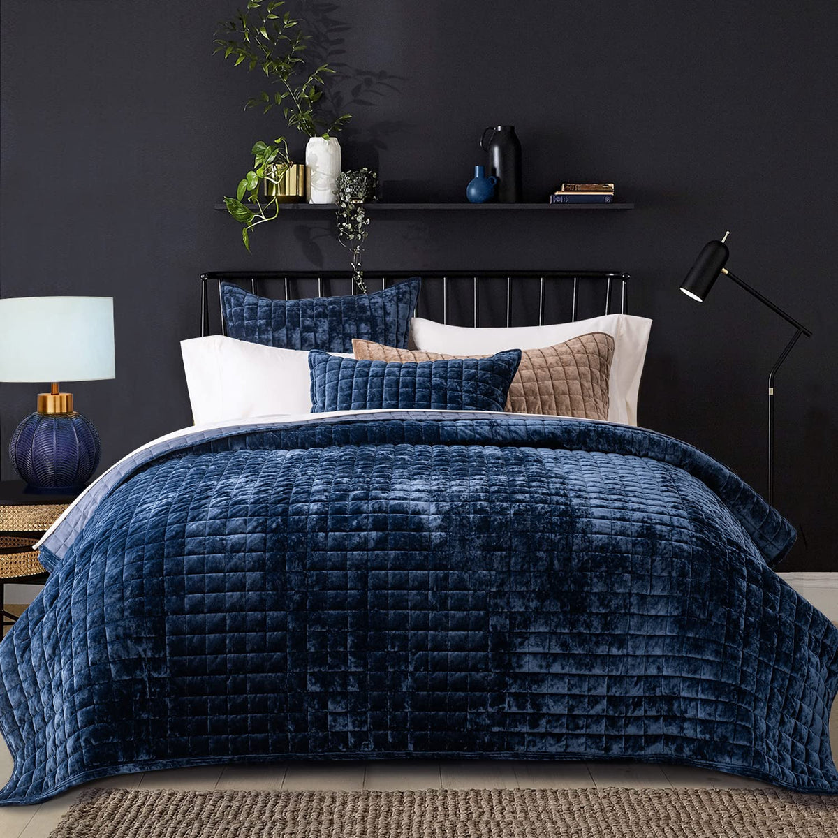 Recyco Luxury Velvet Quilt Set King Size, Lightweight Velvet Comforter Set, Oversized Bedspread Coverlet Quilted Bedding Set, Wi