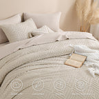 Andency Oatmeal Queen Comforter Set, Lightweight Fluffy Boho Bedding Comforter Set, 3 Pieces Tufted Farmhouse Shabby Chic Bed Set For All Seasons (1 Comforter 90X90In, 2 Pillowcases)
