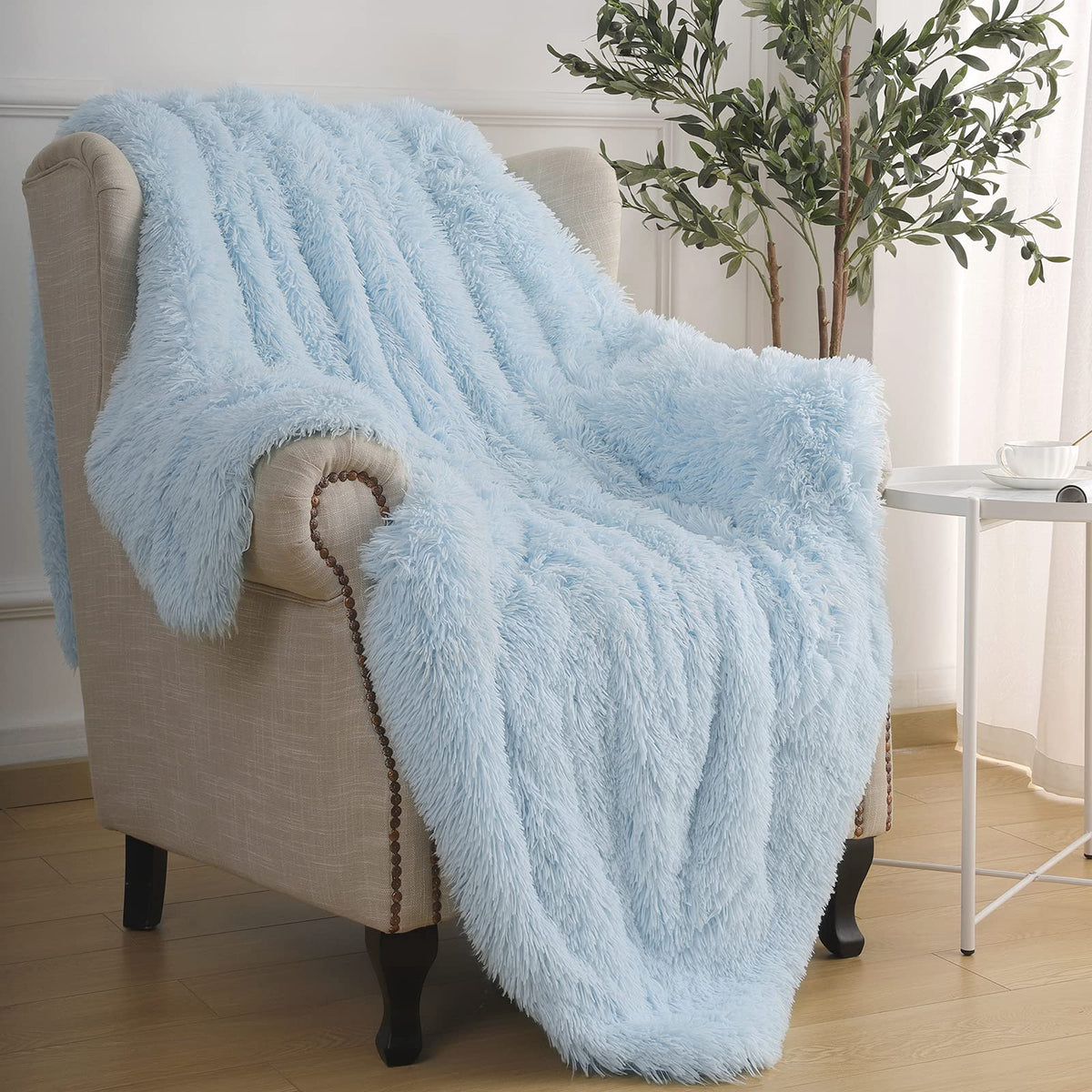 Benron Light Blue Throw Blankets, Super Soft Shaggy Fuzzy Sherpa Blankets, Cozy Warm Lightweight Fluffy Faux Fur Blankets For Be