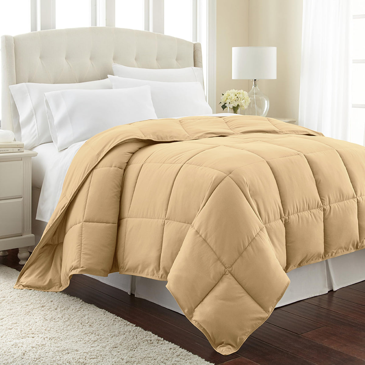 Southshore Fine Living, Inc. Vilano Springs Premium Quality Over-Sized All-Season Down-Alternative Comforter, Gold, King/Califor