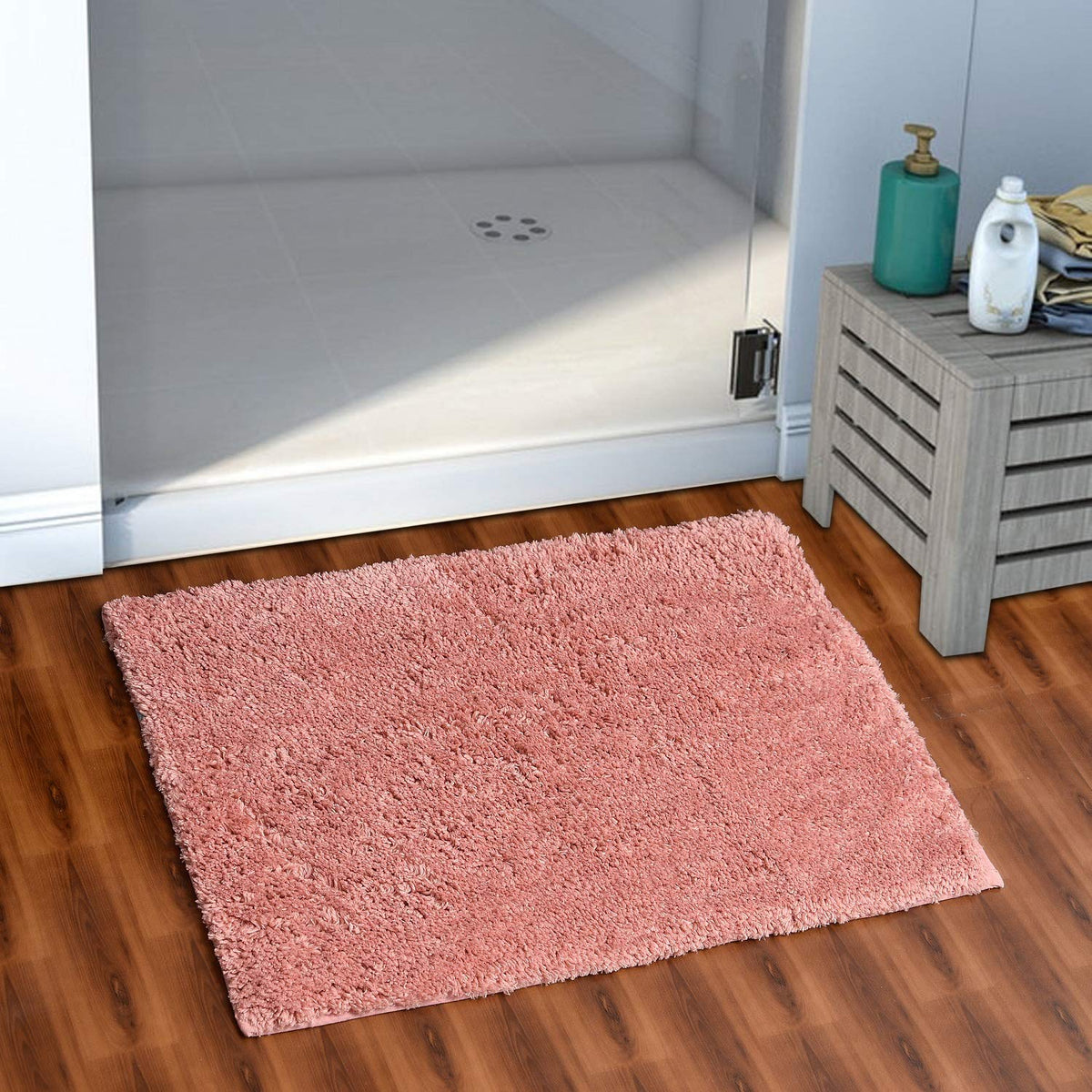AEROHAVEN?Glorious Super Soft Microfiber Solid Anti Slip Stone Wash Bathmat (Peach, 40 cm x 60 cm)