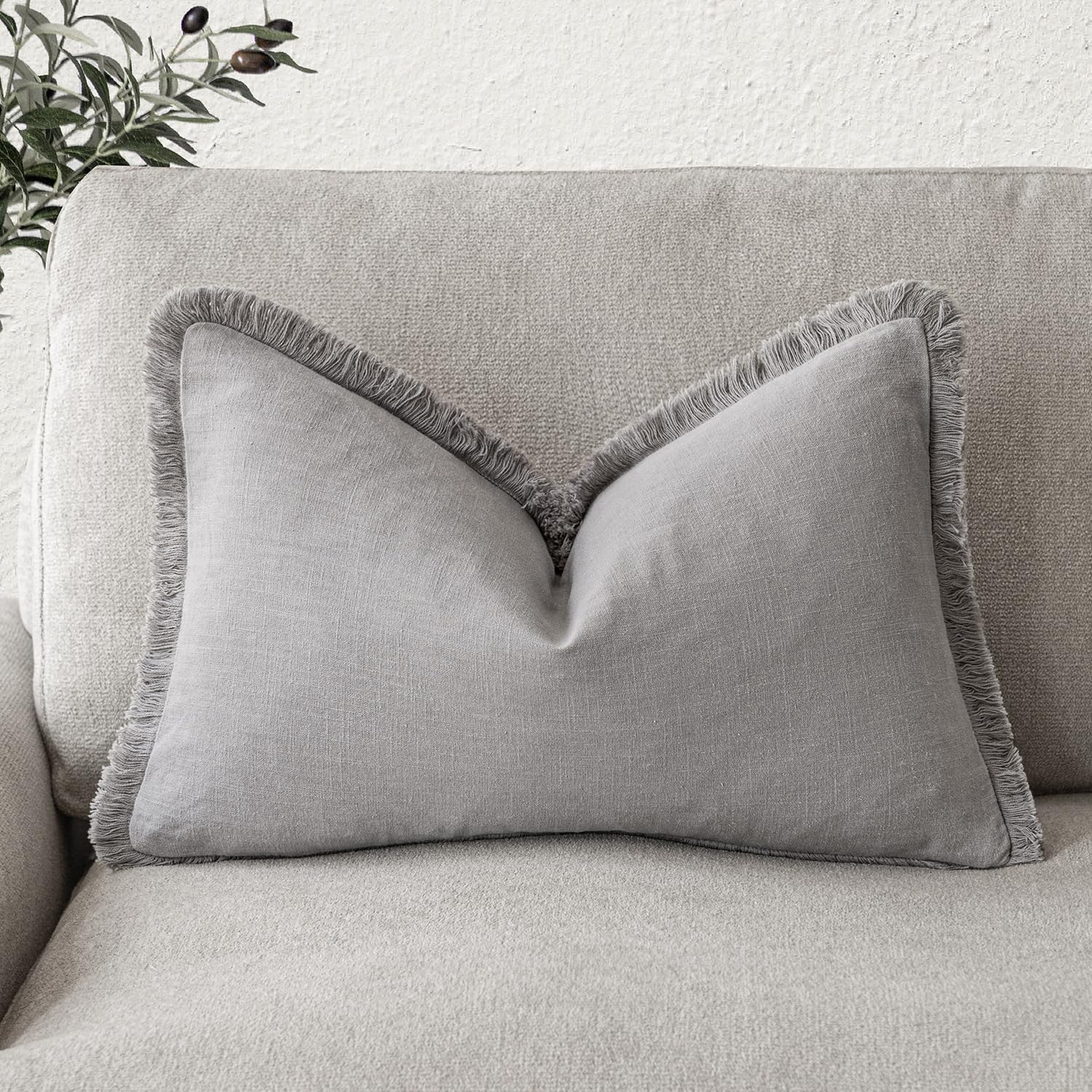 Foindtower Decorative Linen Fringe Lumbar Throw Pillow Covers Cozy Boho Farmhouse Cushion Cover With Tassel Accent Pillowcase Fo