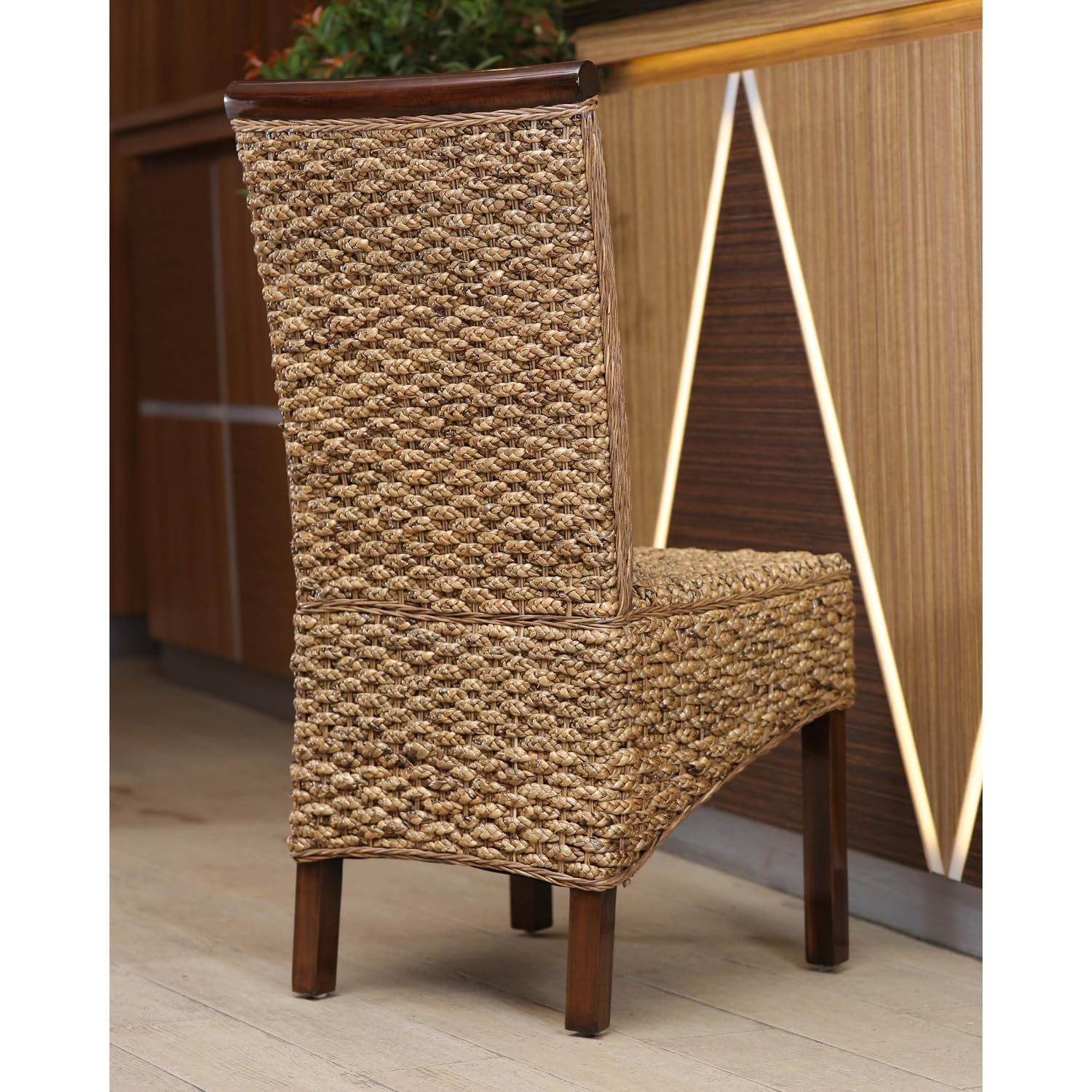 International Caravan Bunga Hyacinth Dining Chair - Sala Brown, Stylish & Durable Furniture for Home Dining Spaces