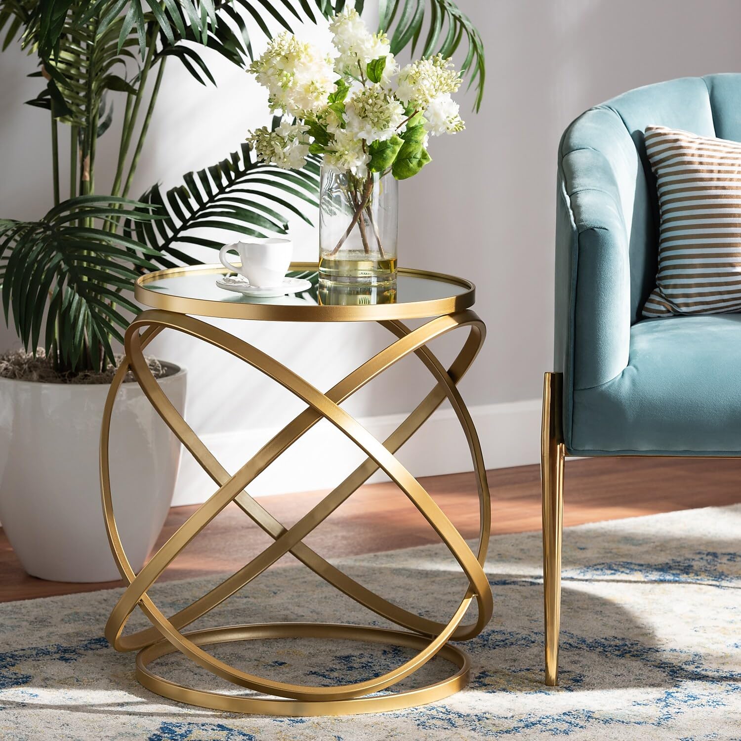 Baxton Studio Desma Glam and Luxe Gold Finished Metal and Mirrored Glass End Table Gold/Metal