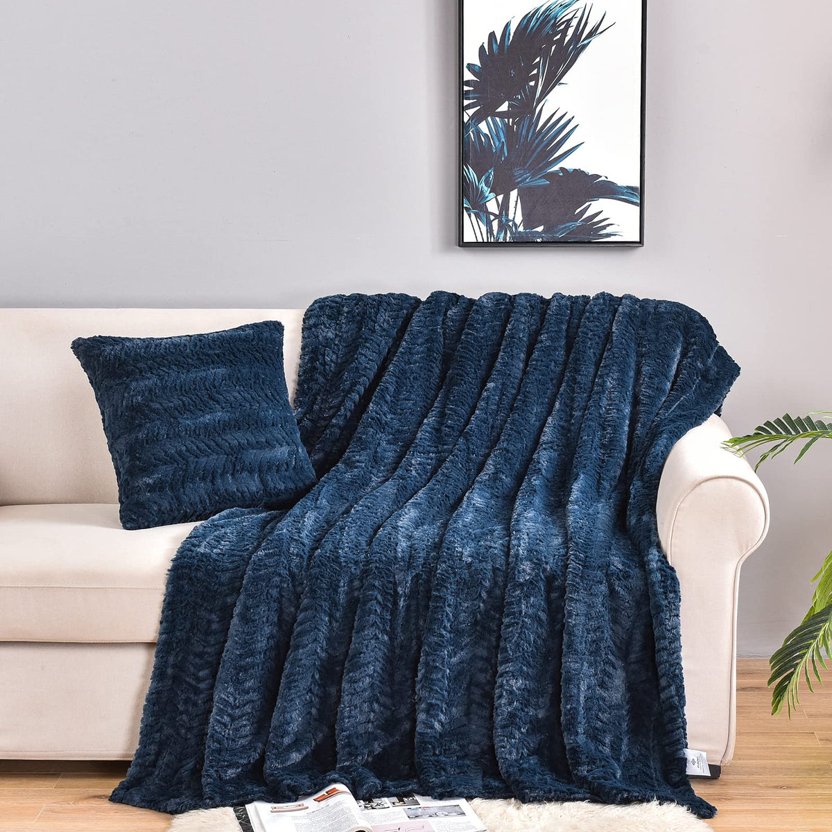 Yusoki Luxury Double Sided Faux Fur Throw Blanket(Without Pillows),Decorative Soft Fuzzy Fluffy Cozy Warm Blanket For Couch Bed