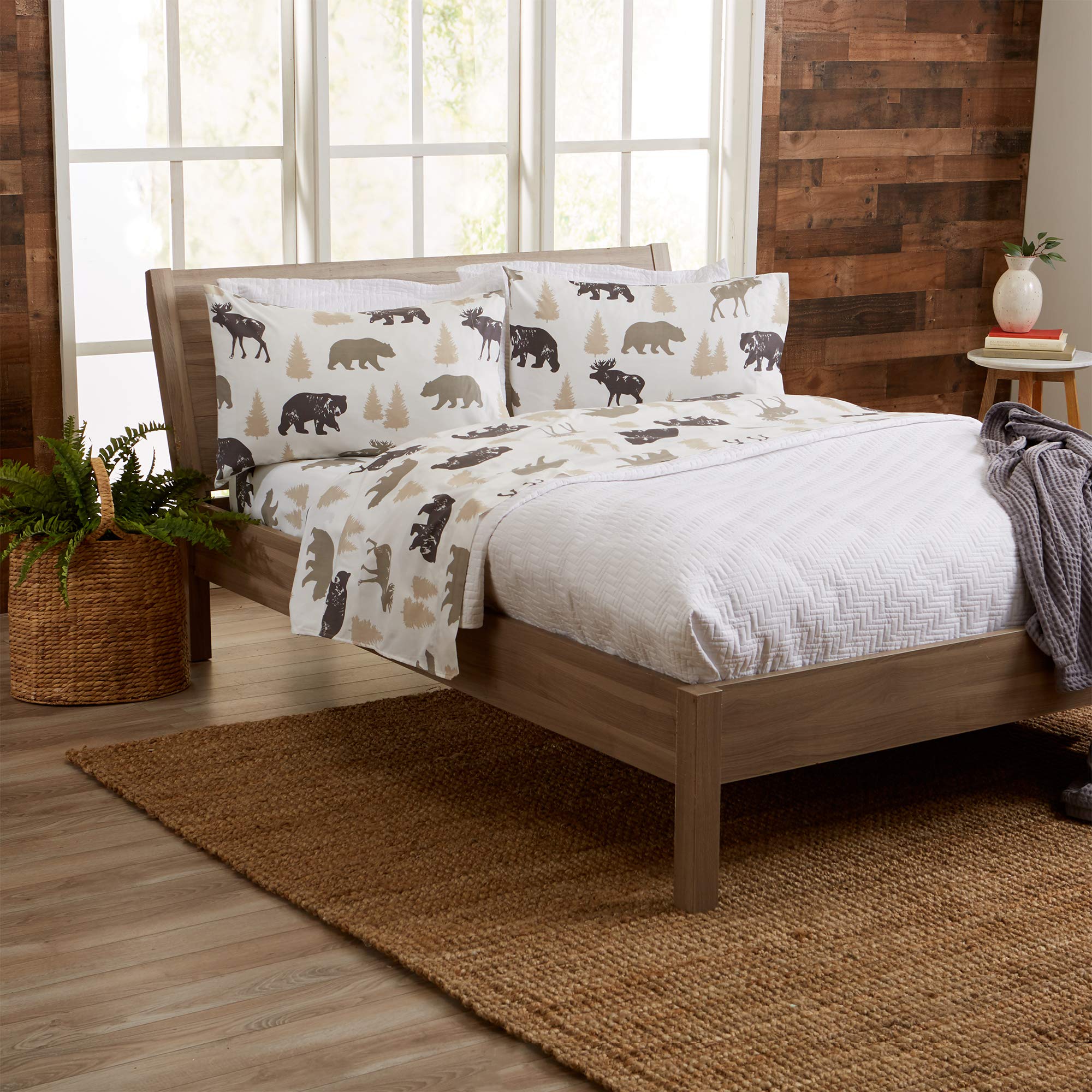 Great Bay Home 4-Piece Stripe Printed Ultra-Soft Microfiber Sheet Set. Wrinkle Free, Comfortable, All-Season Bed Sheets. Evette Collection (Full, Stripe - Taupe)