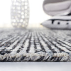 Safavieh Abstract Collection Area Rug - 6' X 9', Black & Grey, Handmade Wool, Ideal For High Traffic Areas In Living Room, Bedro