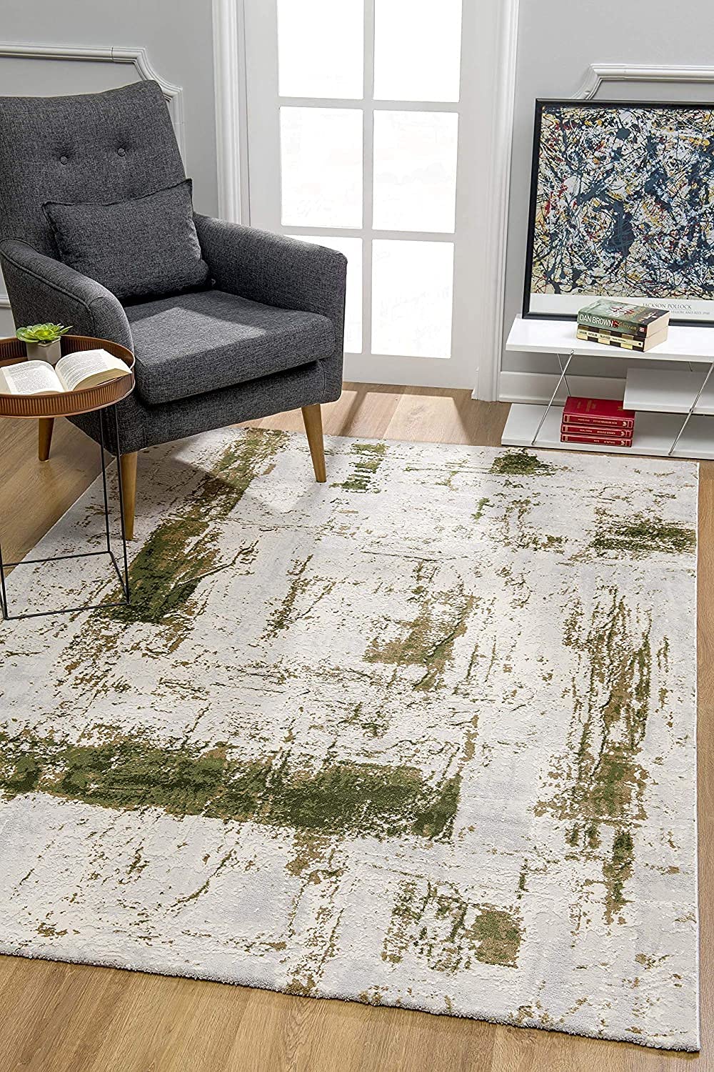 HomeRoots 100% High Grade Polypropylene 5â€ x 8â€ Green and Ivory Distressed Area Rug