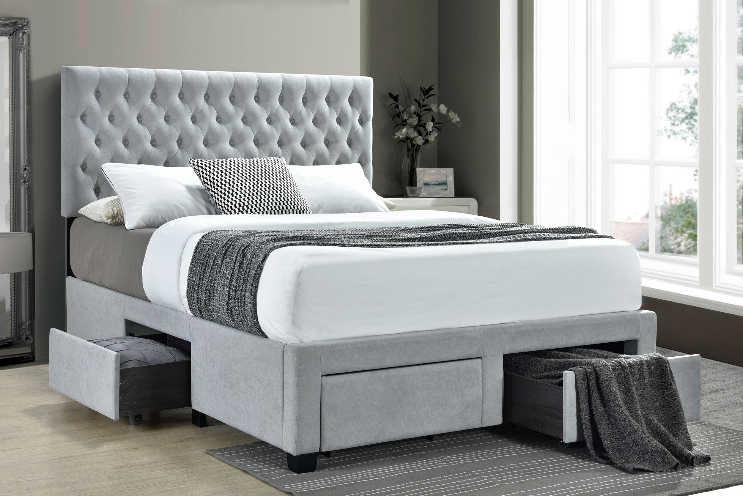 Coaster Home Furnishings Soledad Modern Classic Fabric Upholstered Queen Size Storage Panel Bed Frame Platform Bed 52-inch Headboard Light Grey 305878Q
