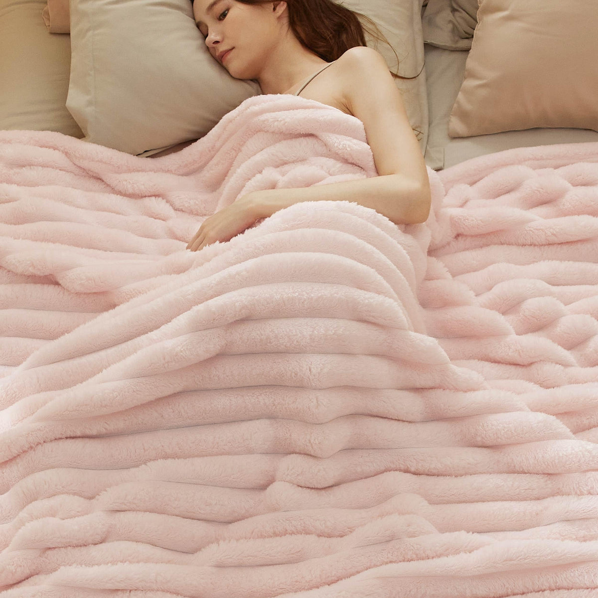 Bedsure Blankets Queen Size for Bed - Super Soft Cozy Blankets for Women, Cute Large Fleece Blanket for Girls,Pink,90x90 Inches,
