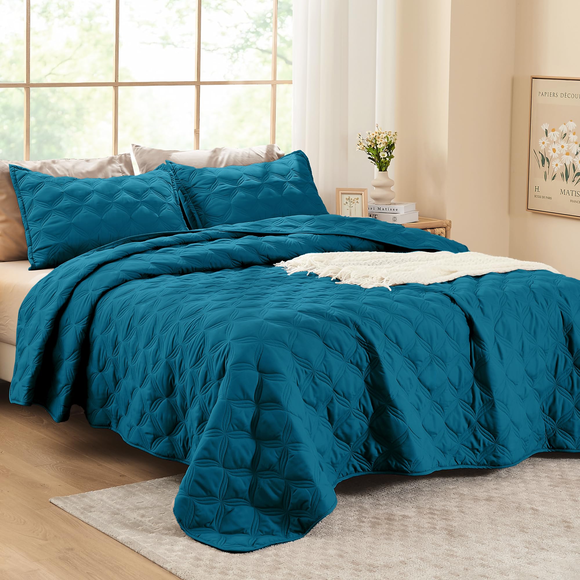 Litanika Teal Blue Oversized King Quilt Bedding Set, 128x120 Inch Lightweight Comforter with 2 Pillowcases, All Season Boho Decor
