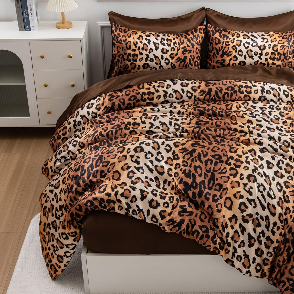 A Nice Night Leopard Printed,Coffee Brown Satin Silky Soft Quilt Sexy Luxury Super Soft Microfiber Comforter Quilt Bedding Comfo