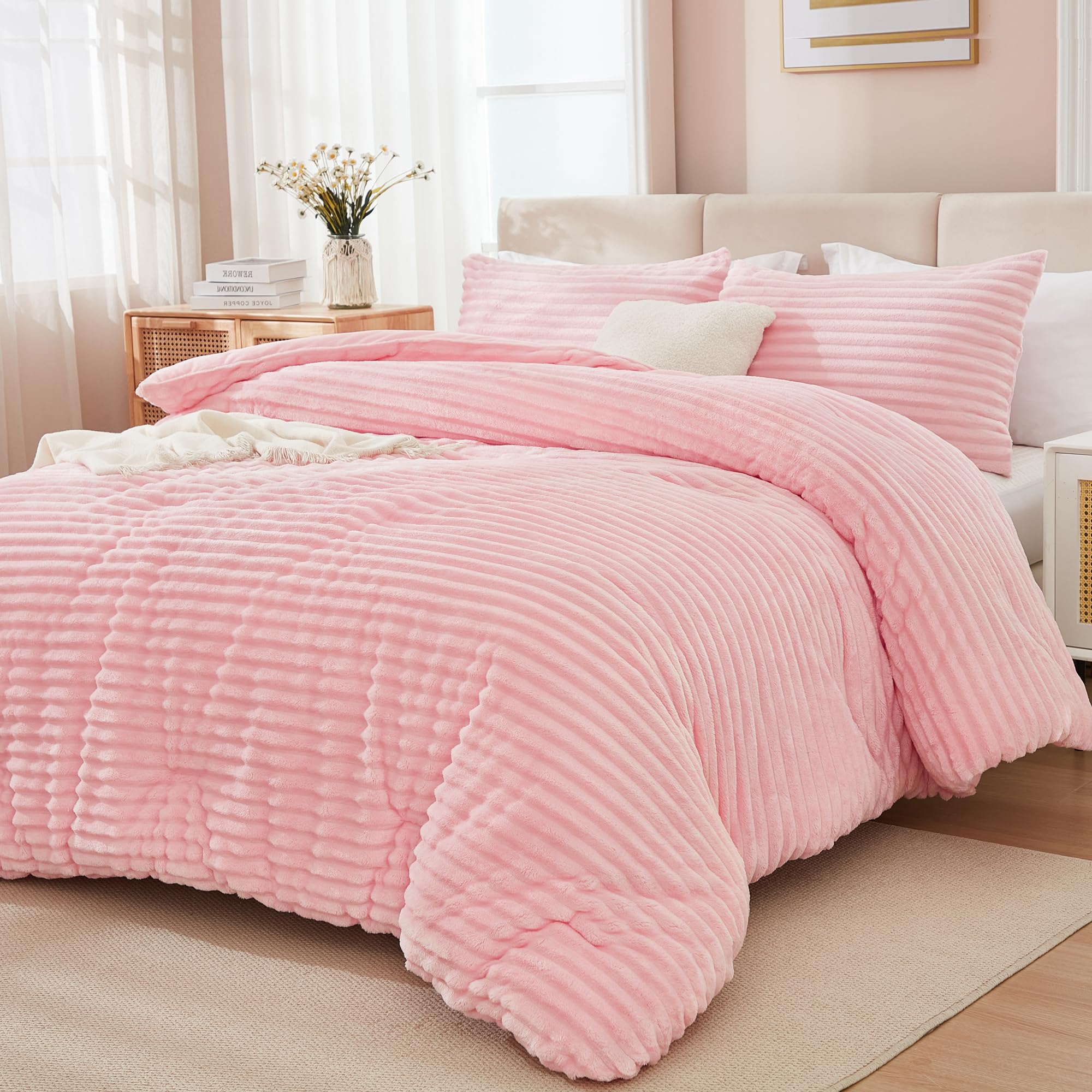 Andency Pink Comforter Set Queen, 3 Pieces Fleece Comforter Set for Queen Size Bed, Soft Warm Fluffy Fuzzy Luxury Plush Bedding 