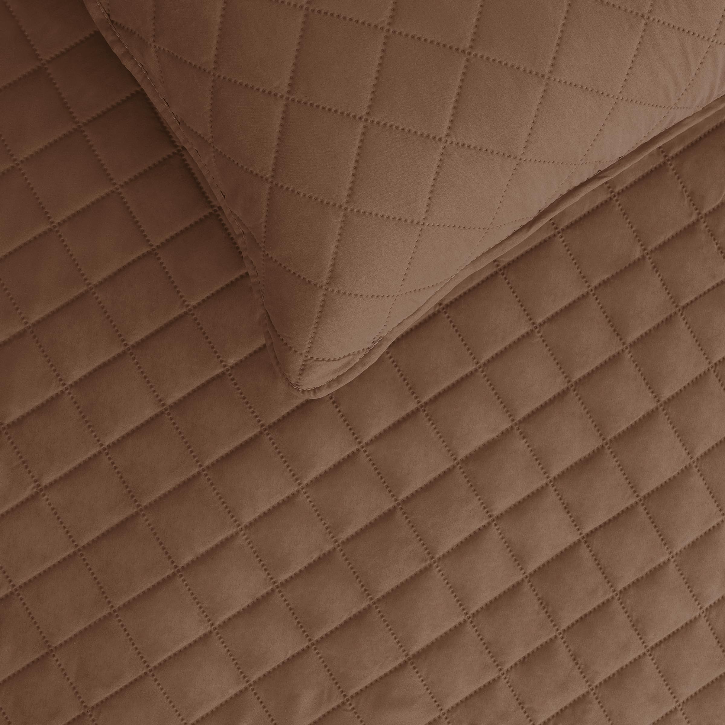 Easy-Going King Size Reversible Quilt Set With 1 Quilt And 2 Pillow Shams, Soft Bed Quilt Cover, Water Resistant Lightweight Microfiber Bedspread, Stain Resistant, Brown/Beige