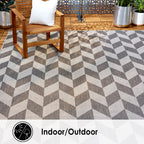 Nicole Miller New York Patio Country Calla Contemporary Herringbone Indoor/Outdoor Area Rug, Black/Grey, 3'11'X5'2'